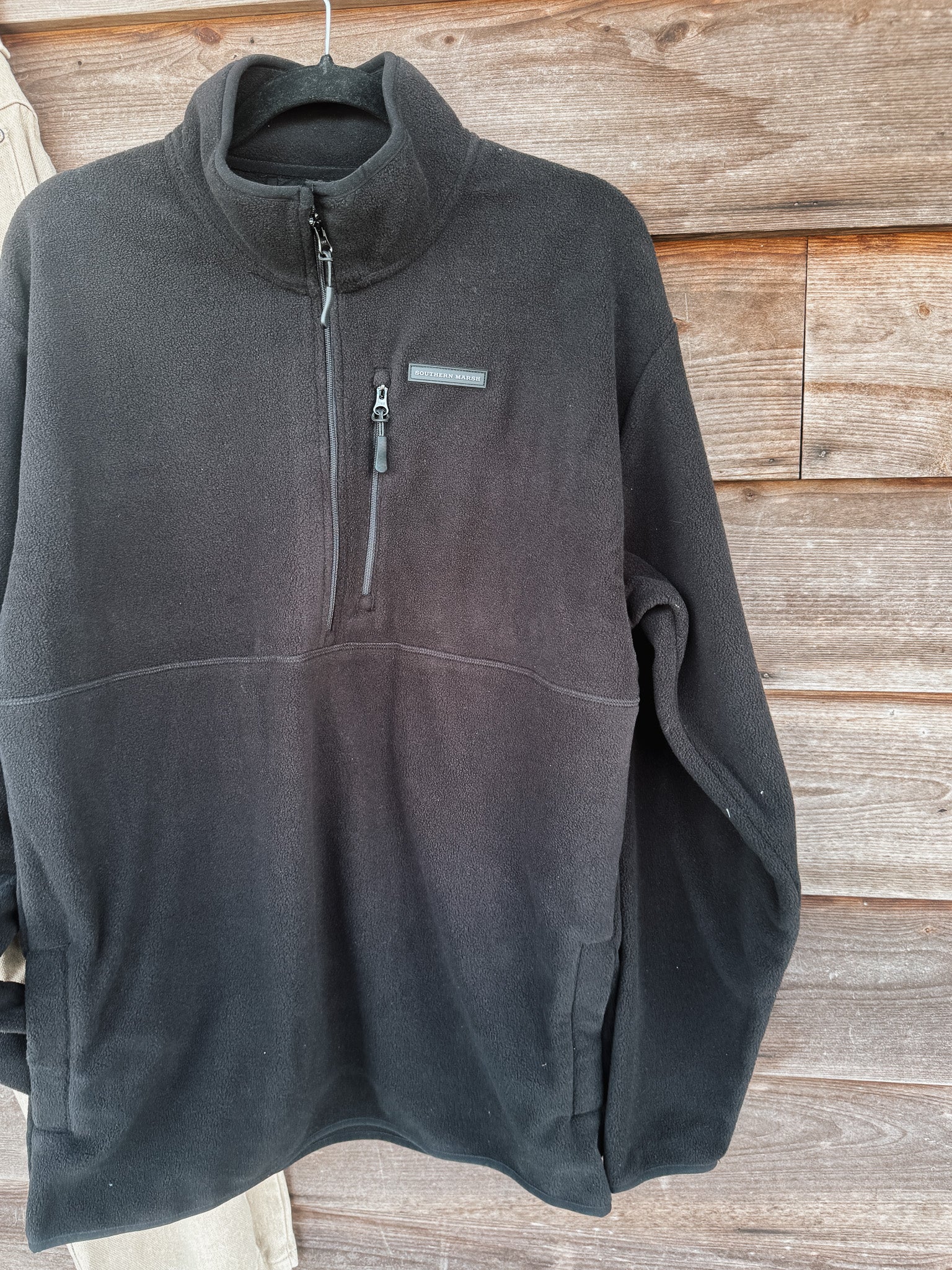 Southern Marsh Mallard Lake Fleece Pullover in Black