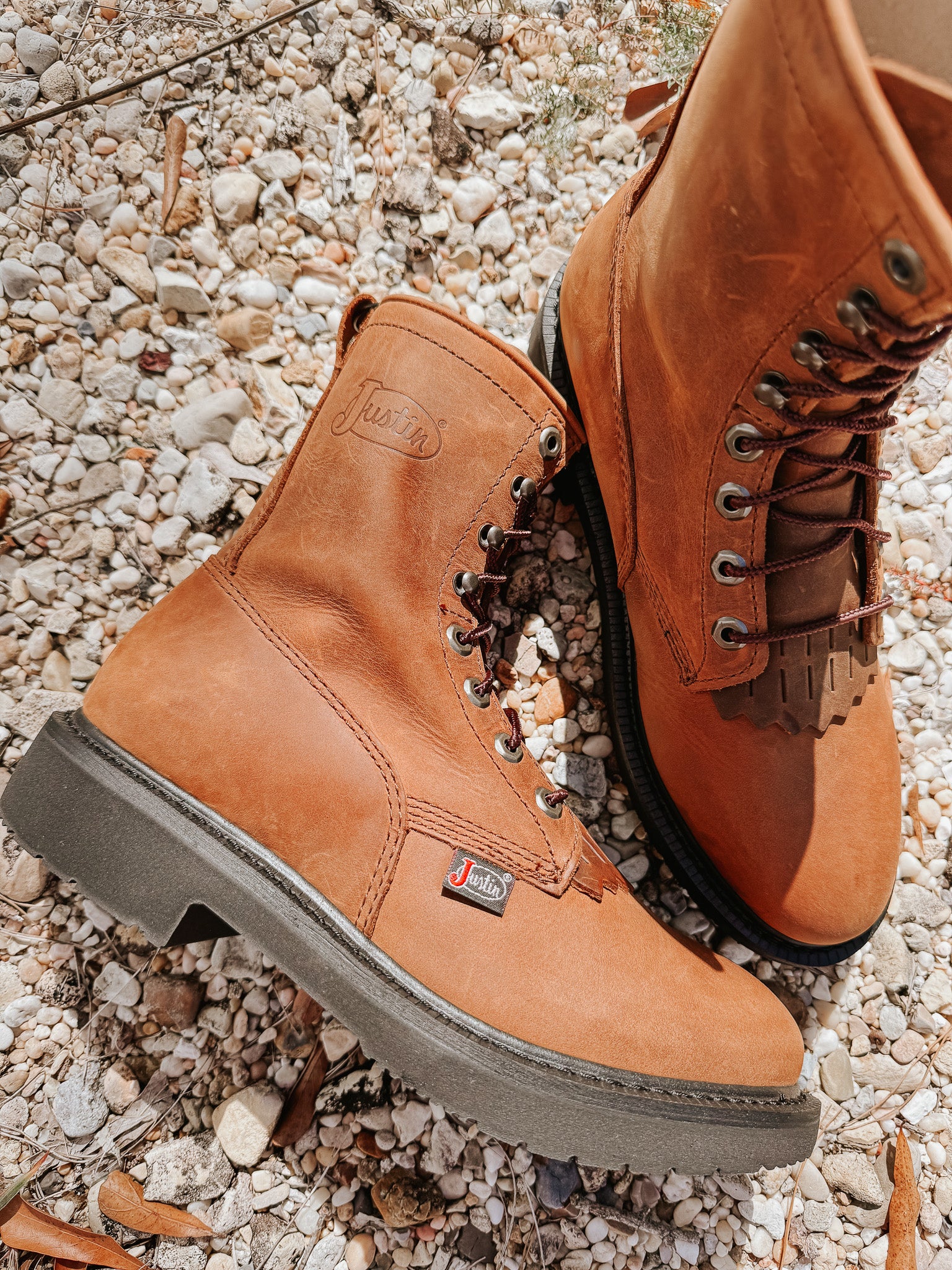 MEN'S JUSTIN LIVESTOCK 8" LACE-UP ROUND TOE WORK BOOTS