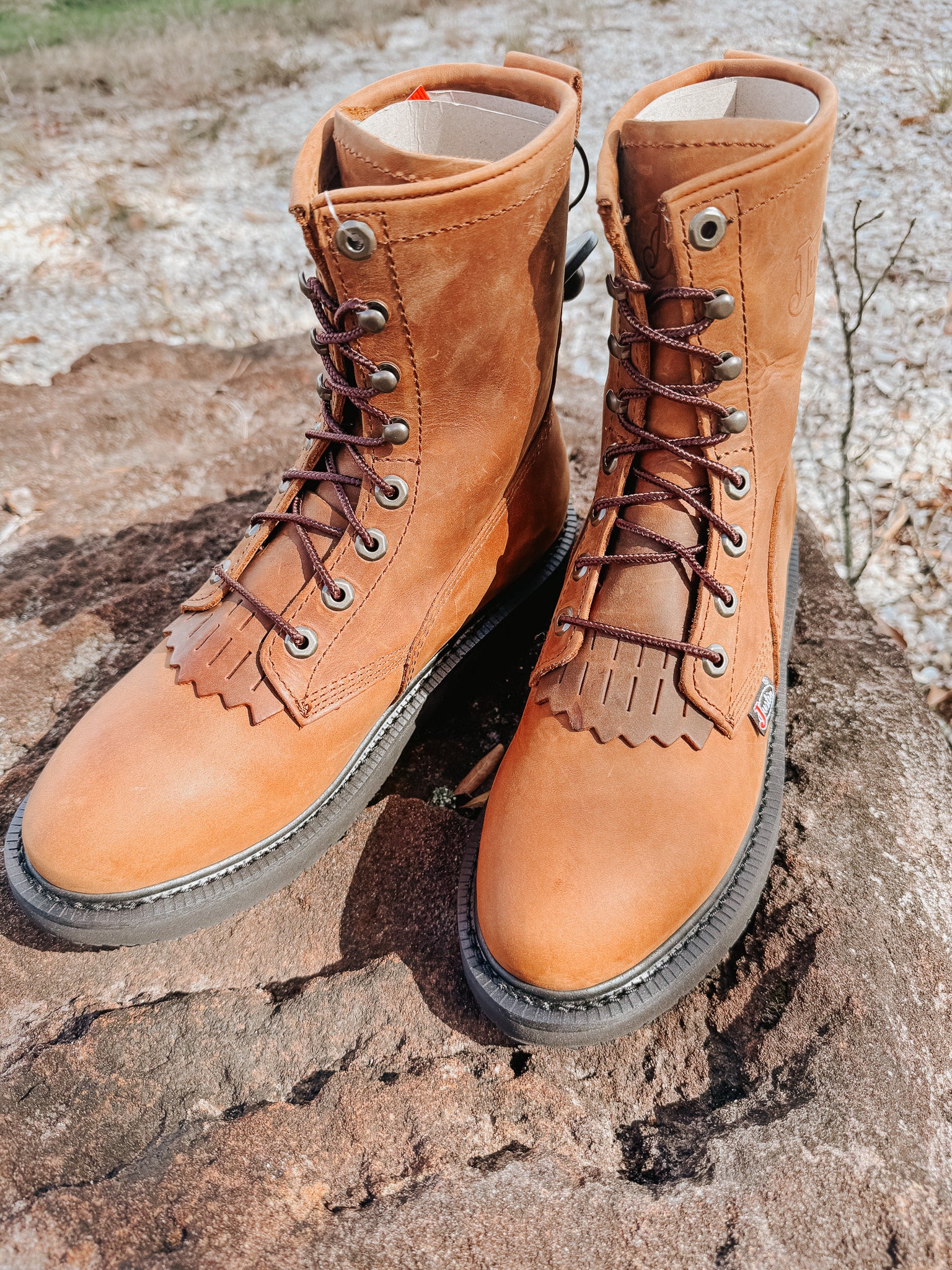 MEN'S JUSTIN LIVESTOCK 8" LACE-UP ROUND TOE WORK BOOTS