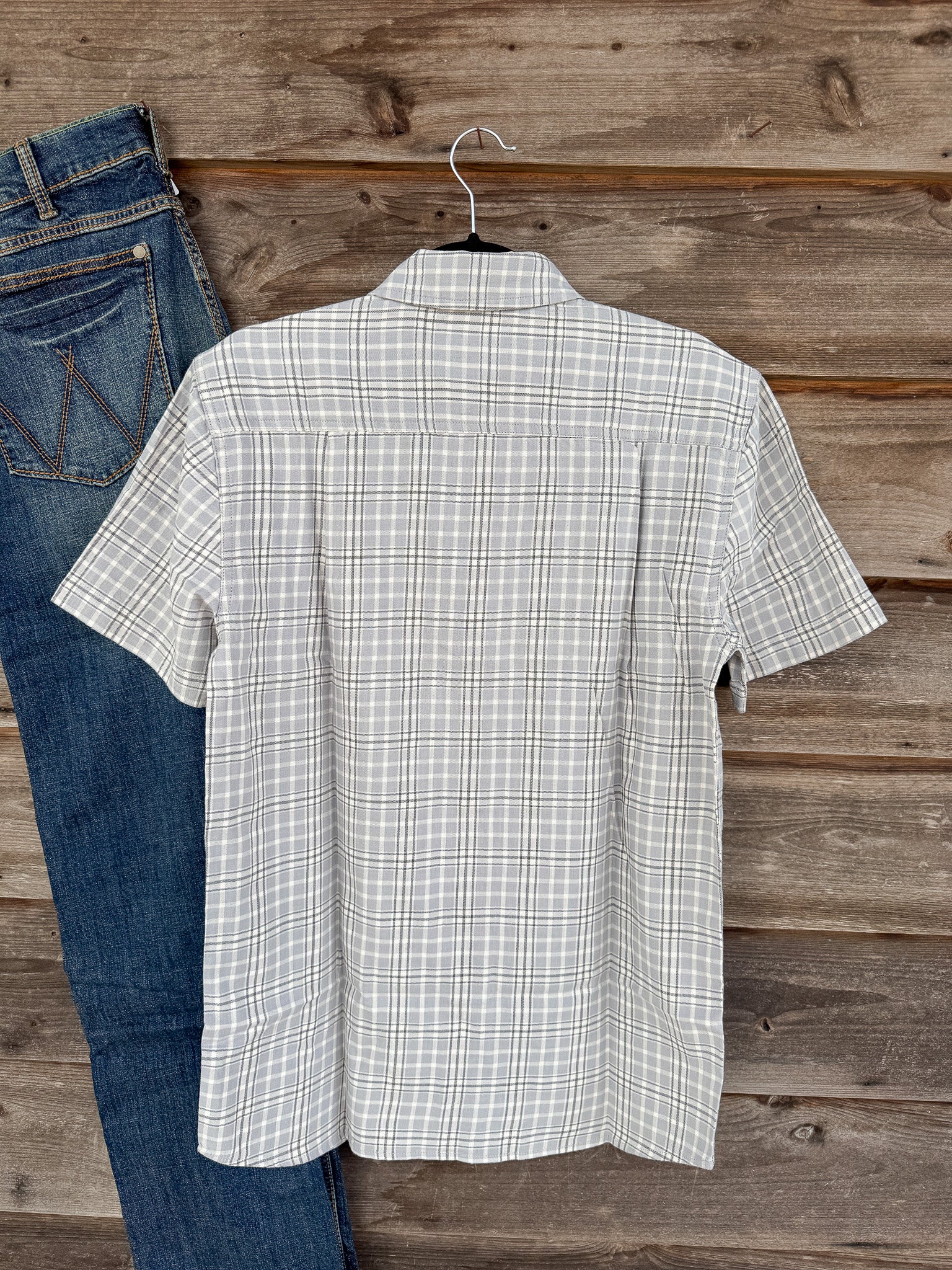 Men's Carhartt Rugged Flex Relaxed Fit Lightweight Short-Sleeve Plaid Shirt in Grey