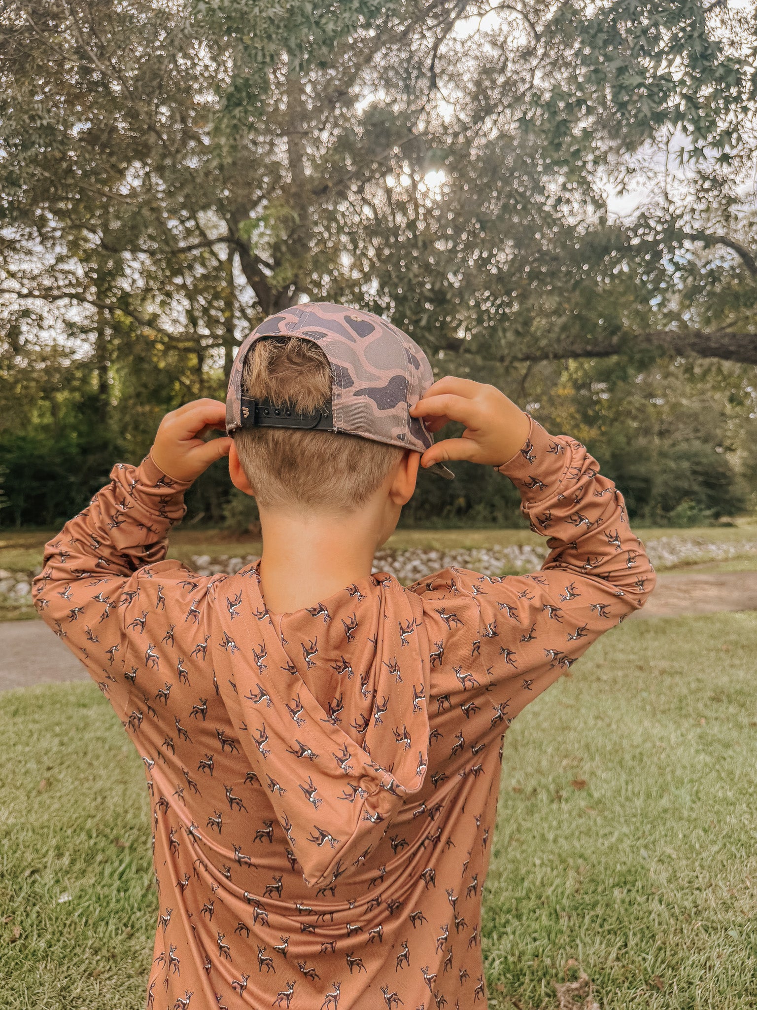 Youth Burlebo Performance Hoodie - Whitetail Deer - Brown