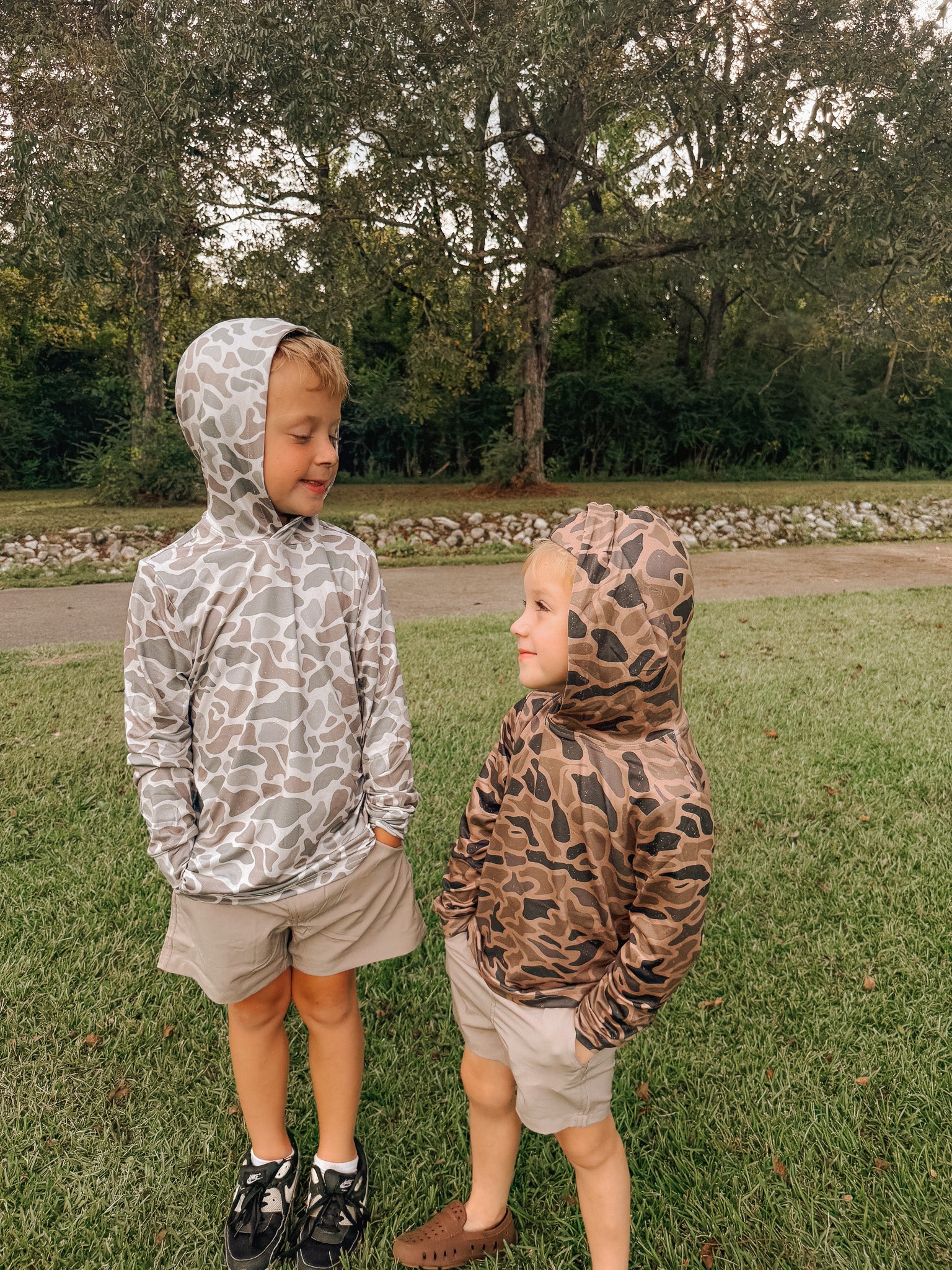Youth Burlebo Performance Hoodie - Classic Deer Camo