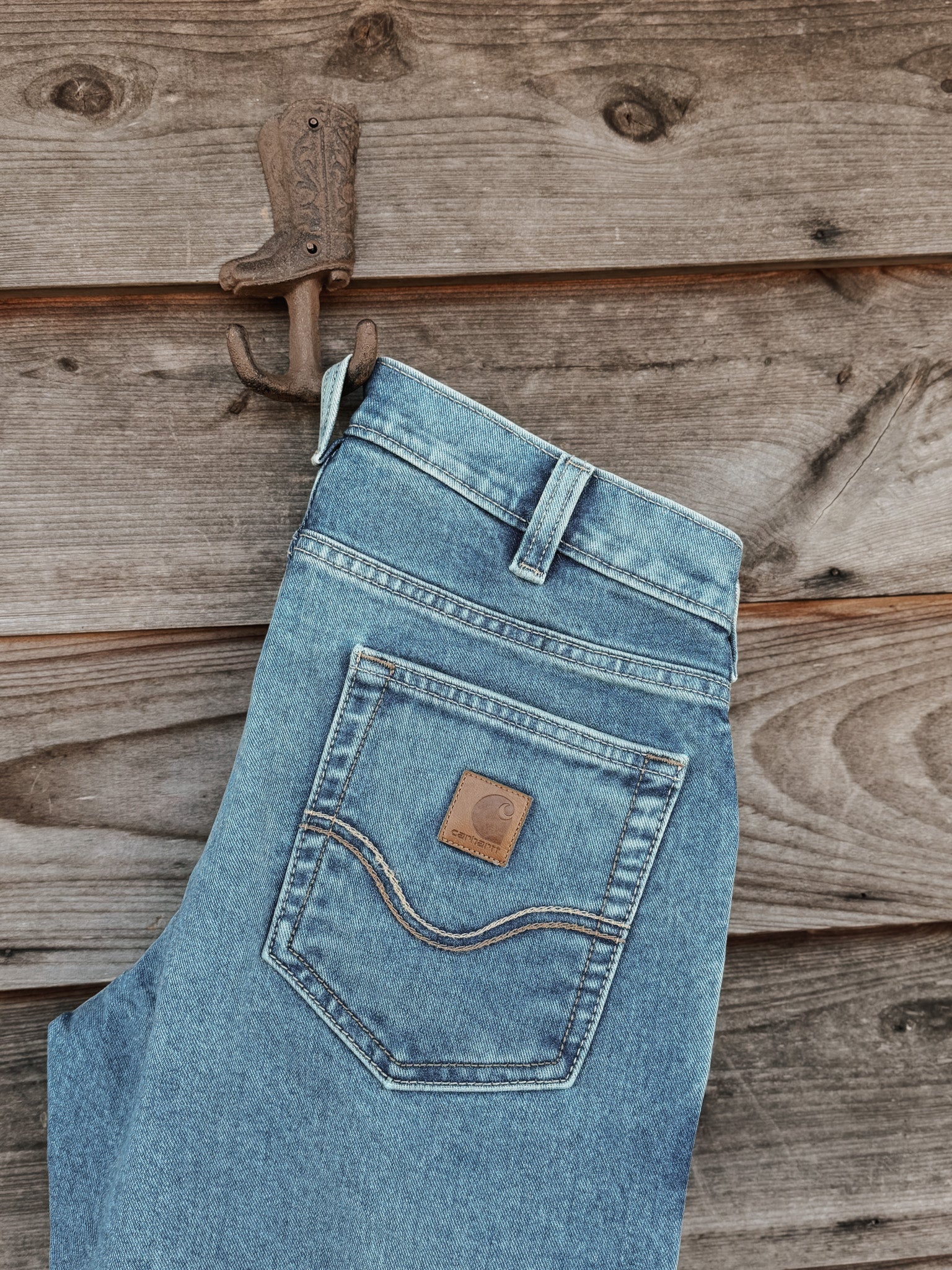 Carhartt Men's Relaxed Bootcut Rugged Flex® Jeans in Bluestem