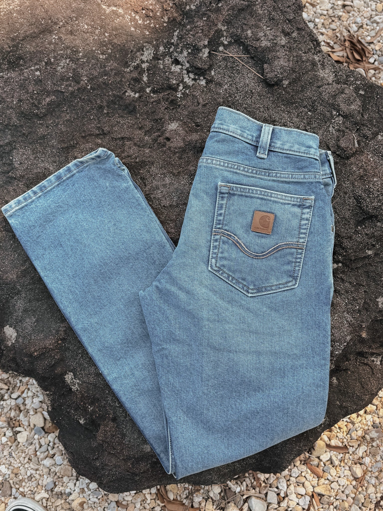 Carhartt Men's Relaxed Bootcut Rugged Flex® Jeans in Bluestem