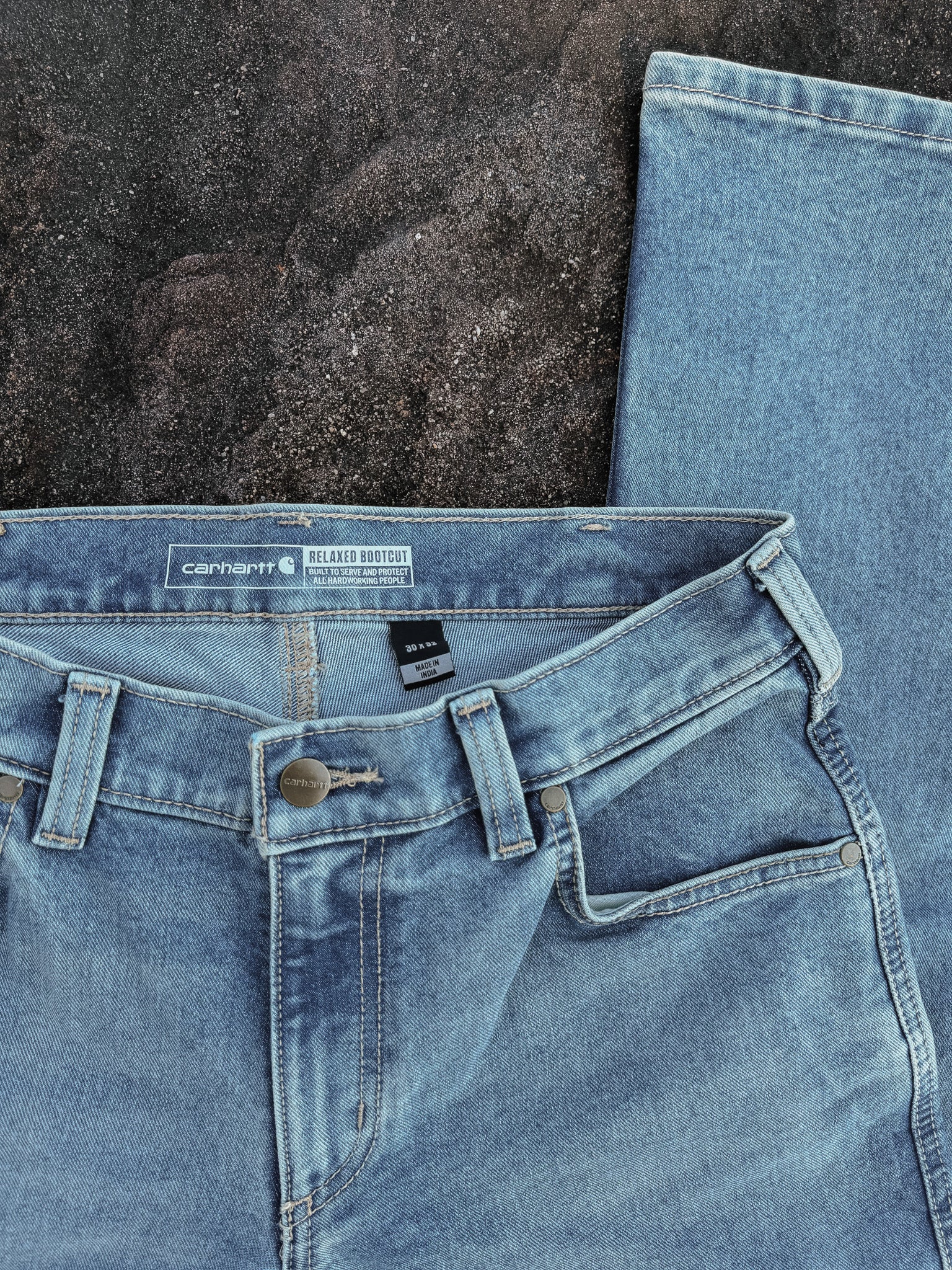 Carhartt Men's Relaxed Bootcut Rugged Flex® Jeans in Bluestem