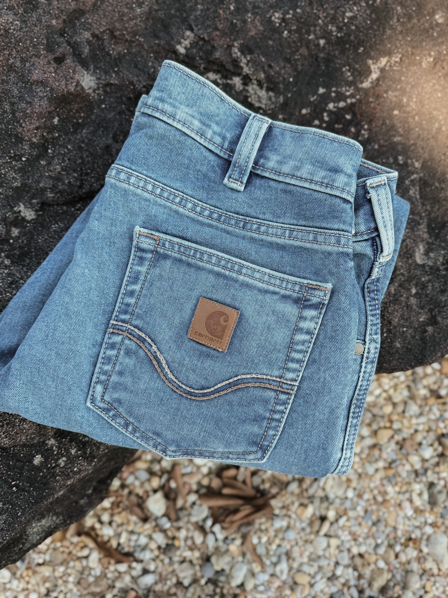 Carhartt Men's Relaxed Bootcut Rugged Flex® Jeans in Bluestem