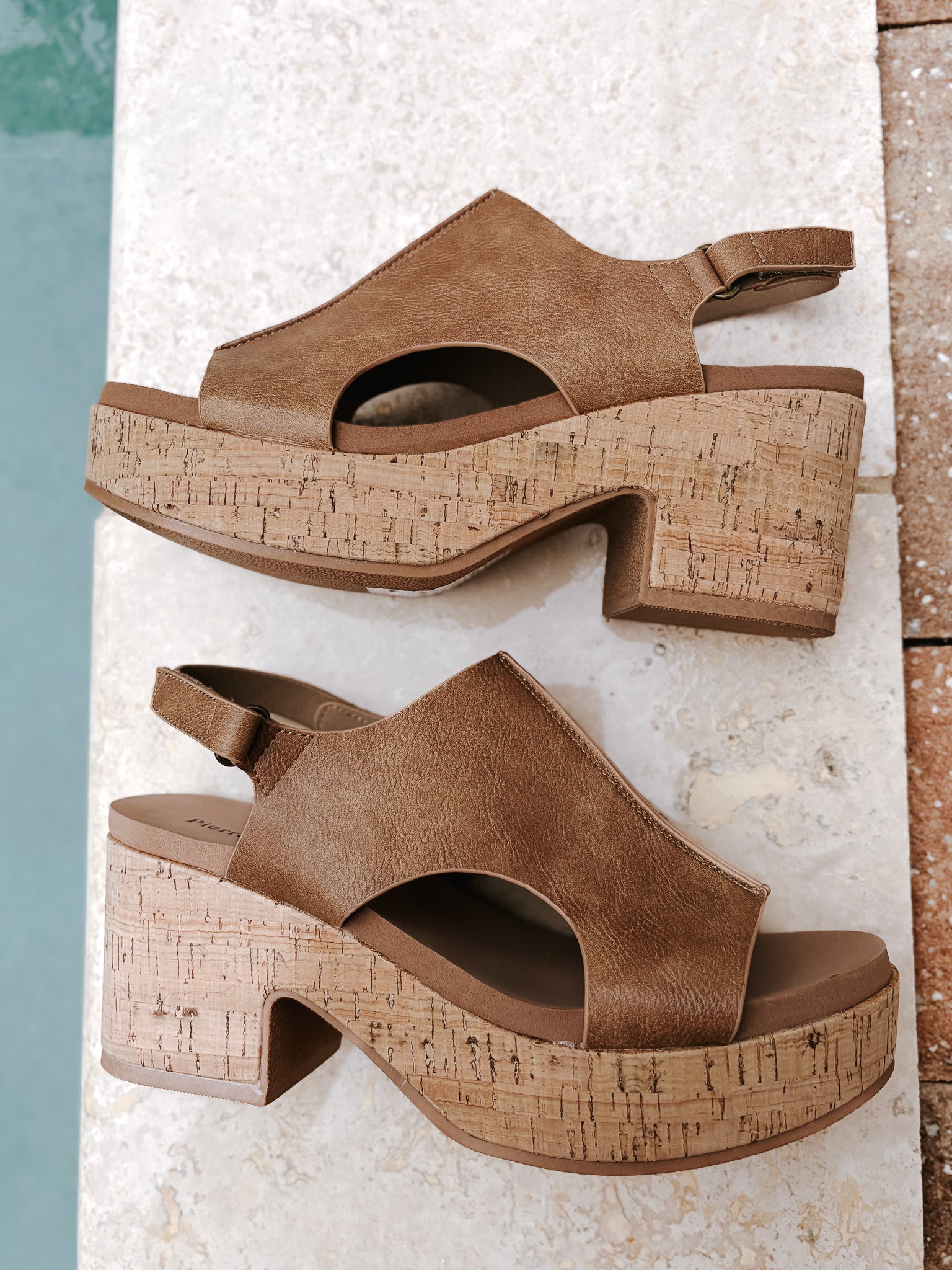 Harbor Platform Sandal
