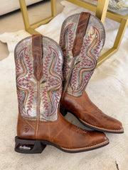 Women's Ariat Captivate Wide Square Toe Western Boots