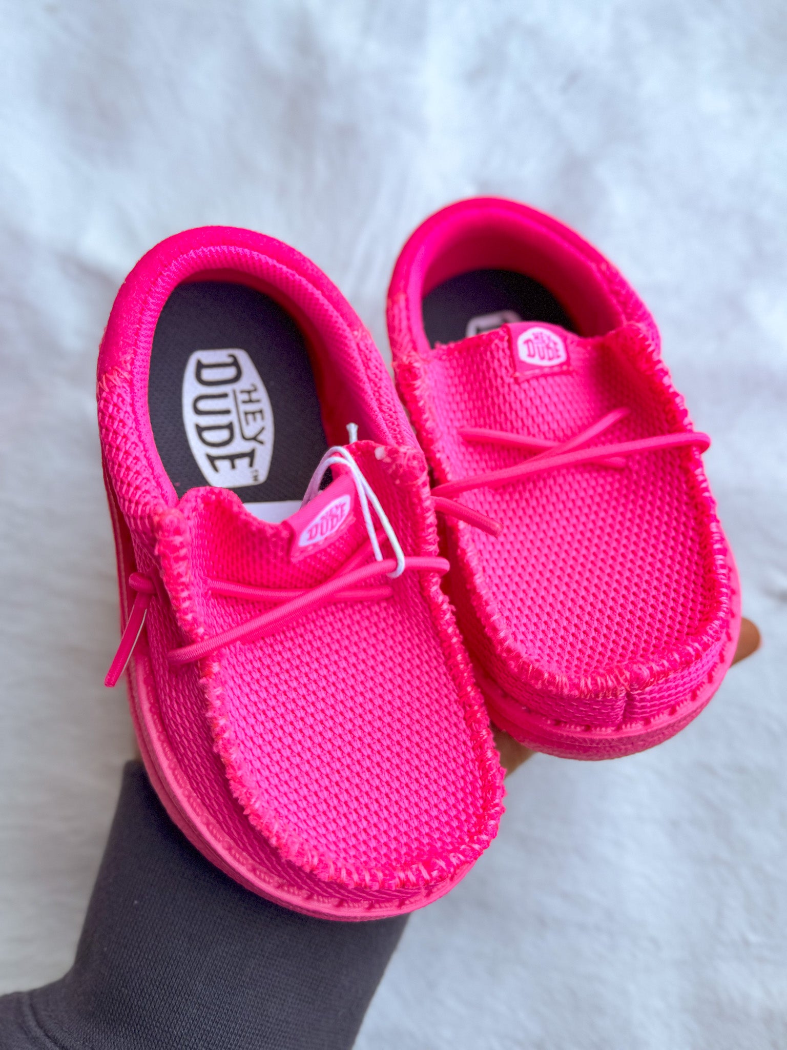 Hey Dude Wally Youth Funk Mono Electric Pink