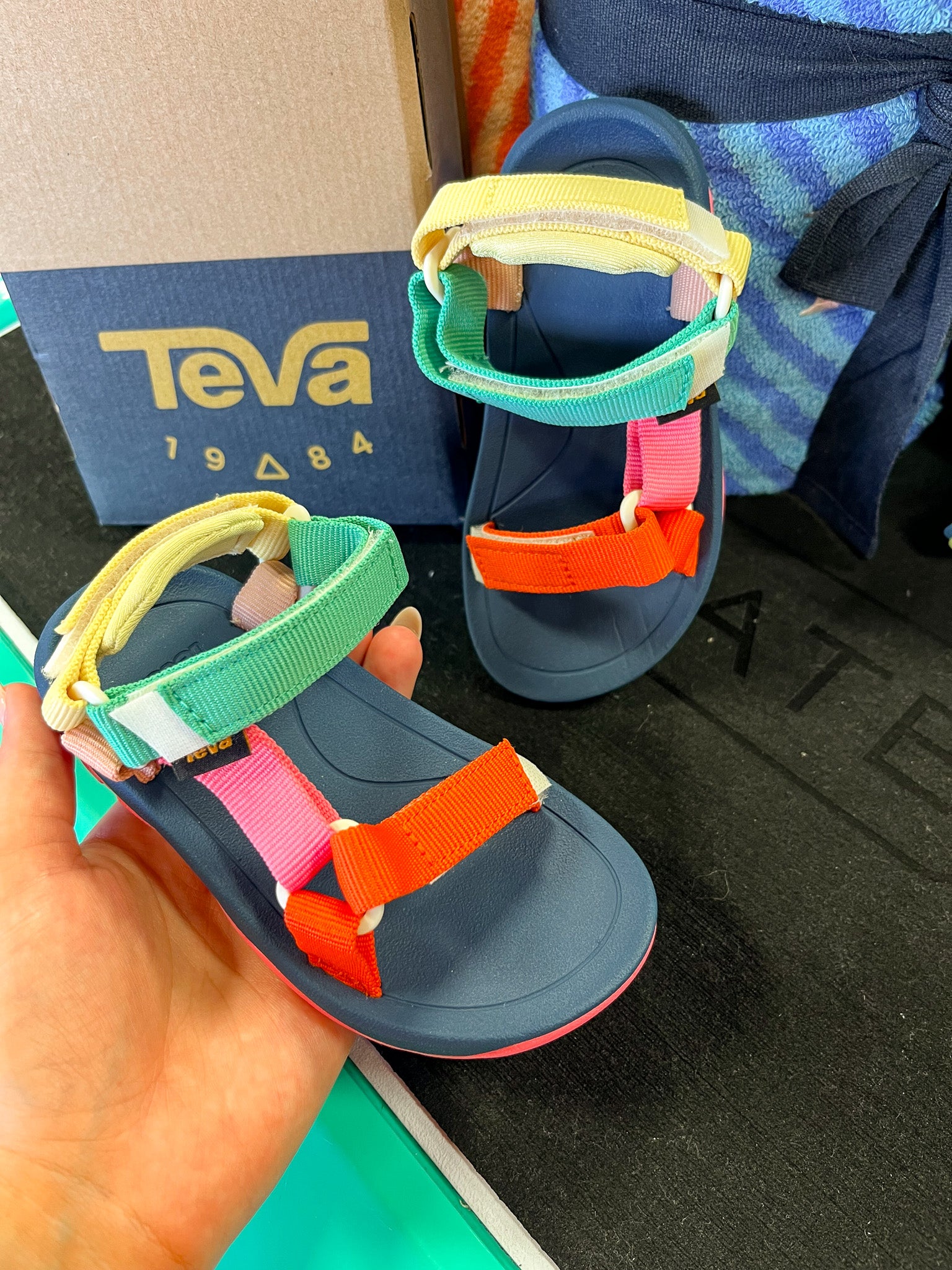 Kid's Teva Hurricane XLT2 Popcorn Multi