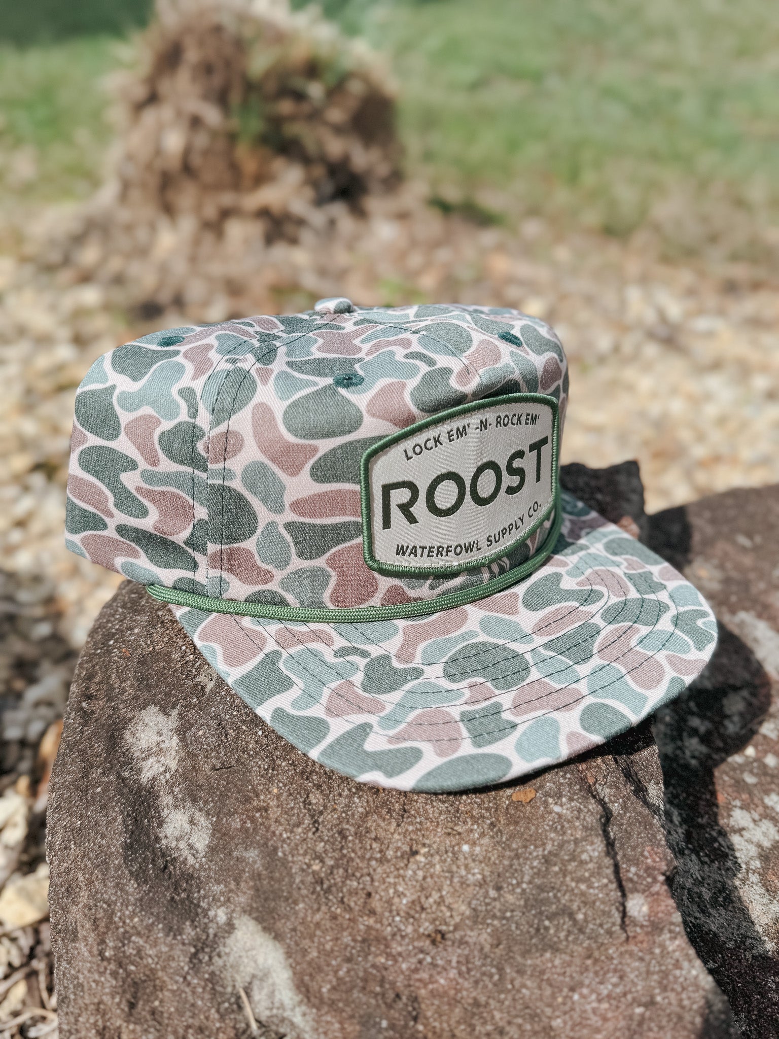 Gorra Roost Old School con parche de camuflaje