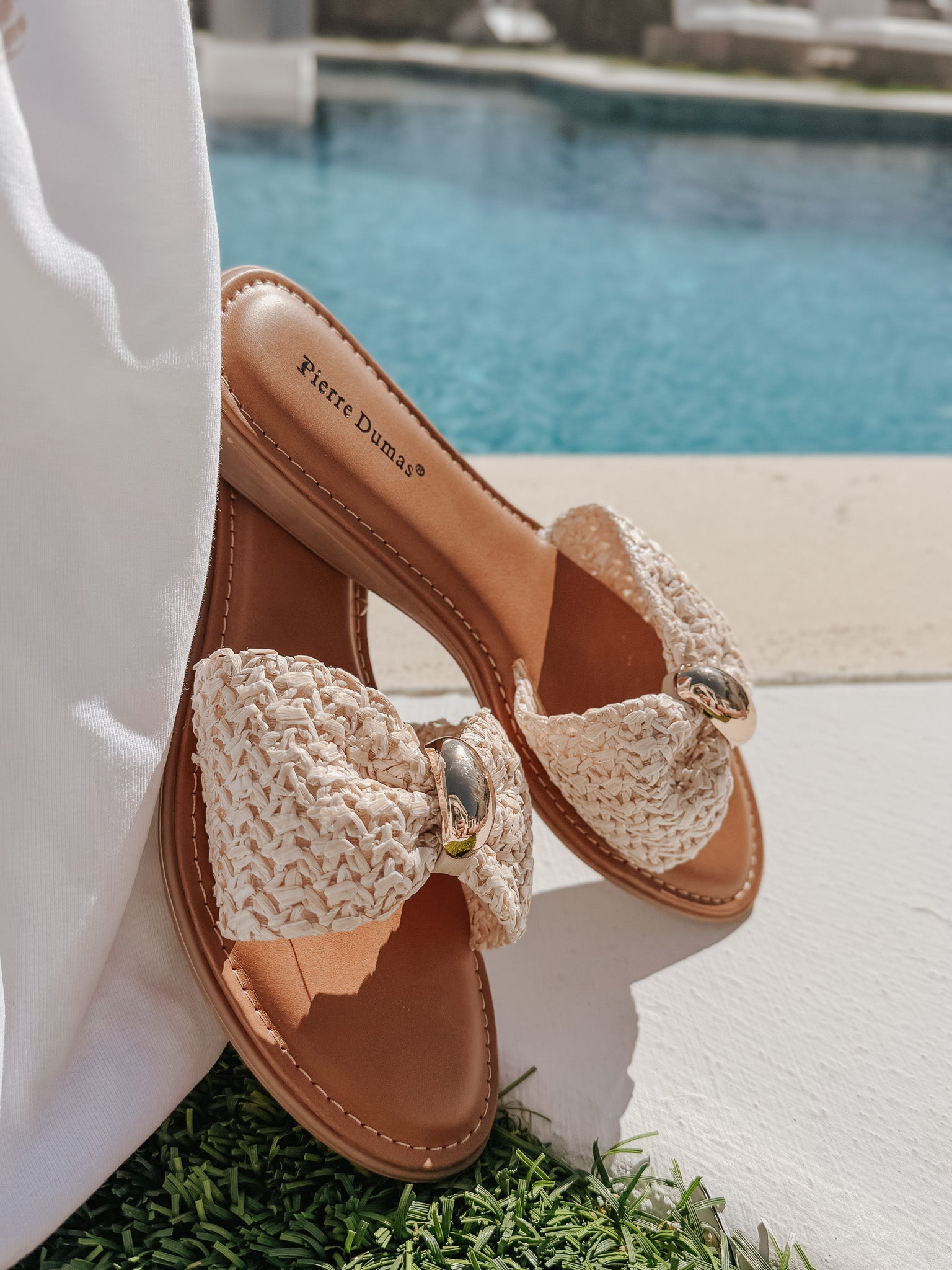 Golden Coast Bow Sandals