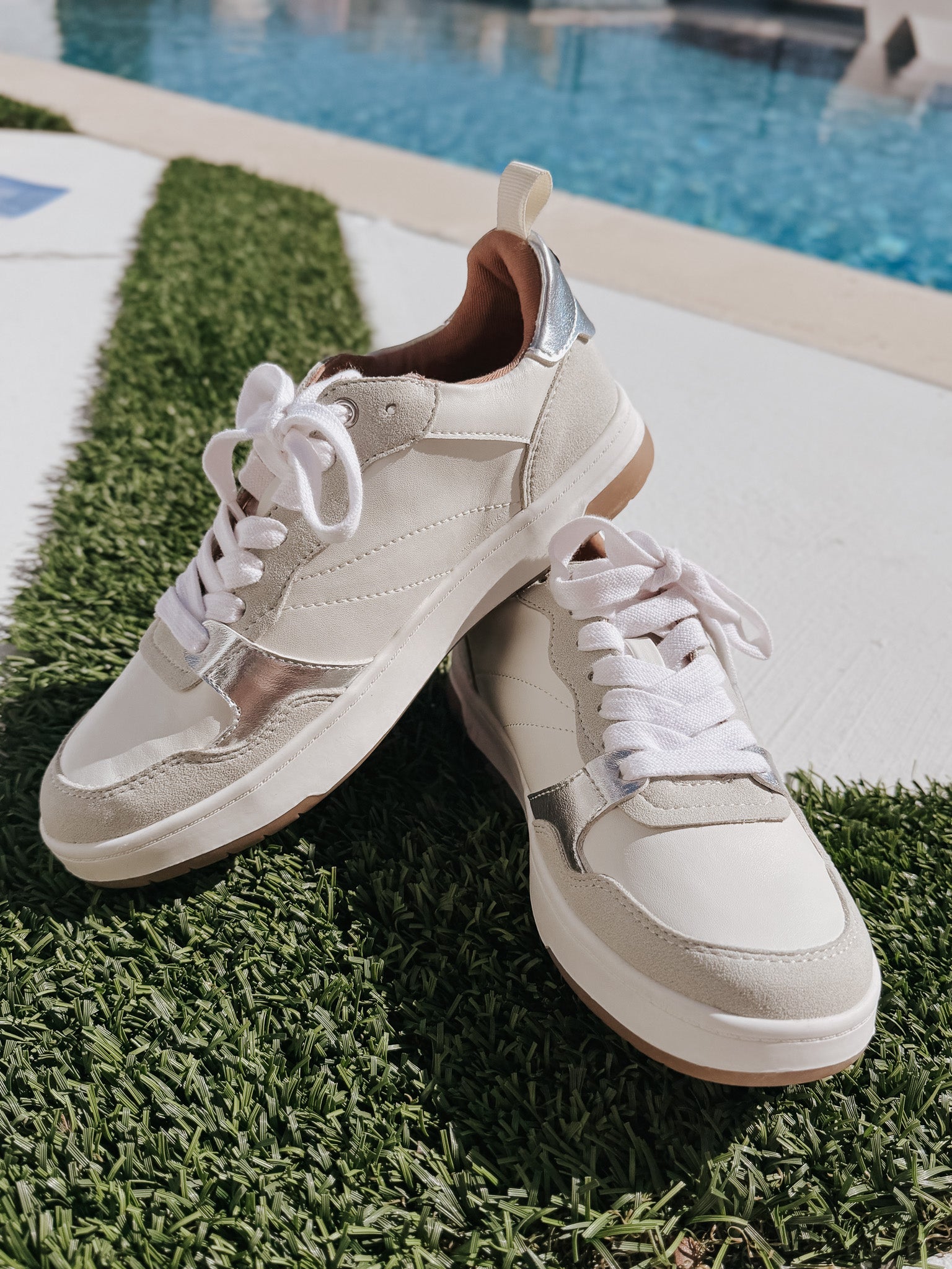 Yellow Box Nayari Court Sneaker