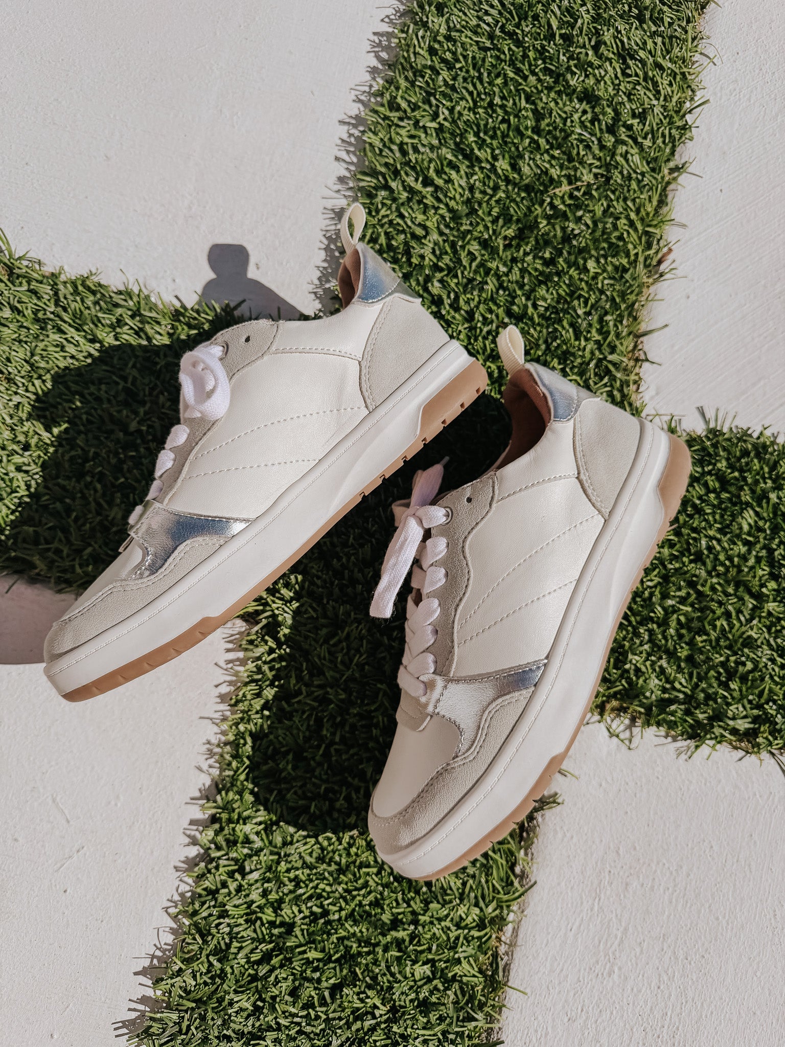 Yellow Box Nayari Court Sneaker