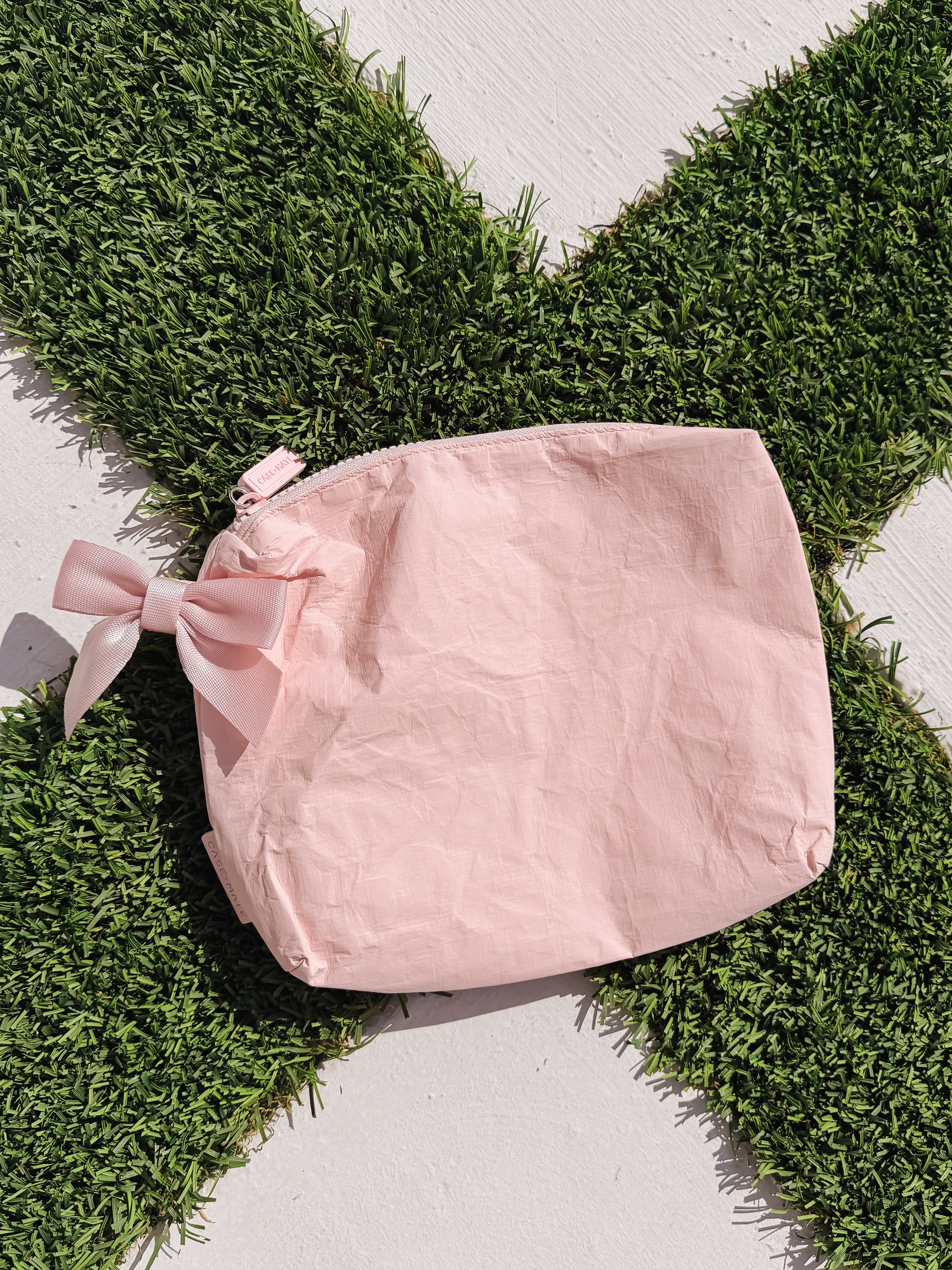 Case-Mate Bow Waterproof Zip Pouch - Ballet Pink