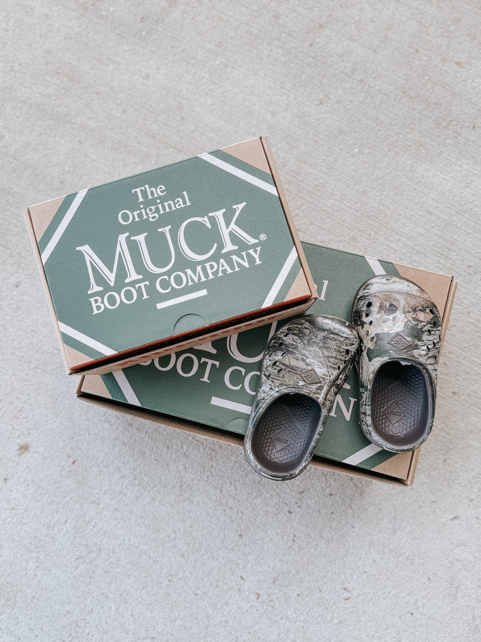 BIG KIDS' MOSSY OAK® COUNTRY DNA™ MUCKSTER LITE EVA CLOG