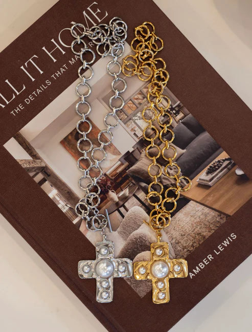 Harper Necklace in Gold