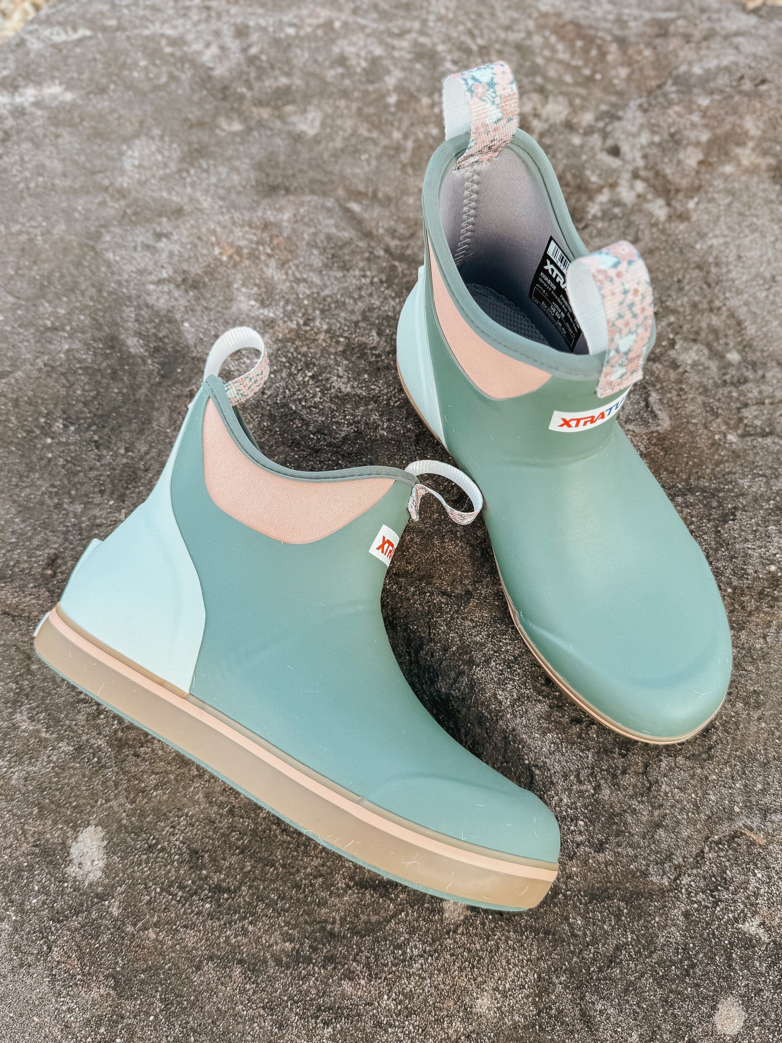 XTRATUF Women's Ankle Deck Boots in Green