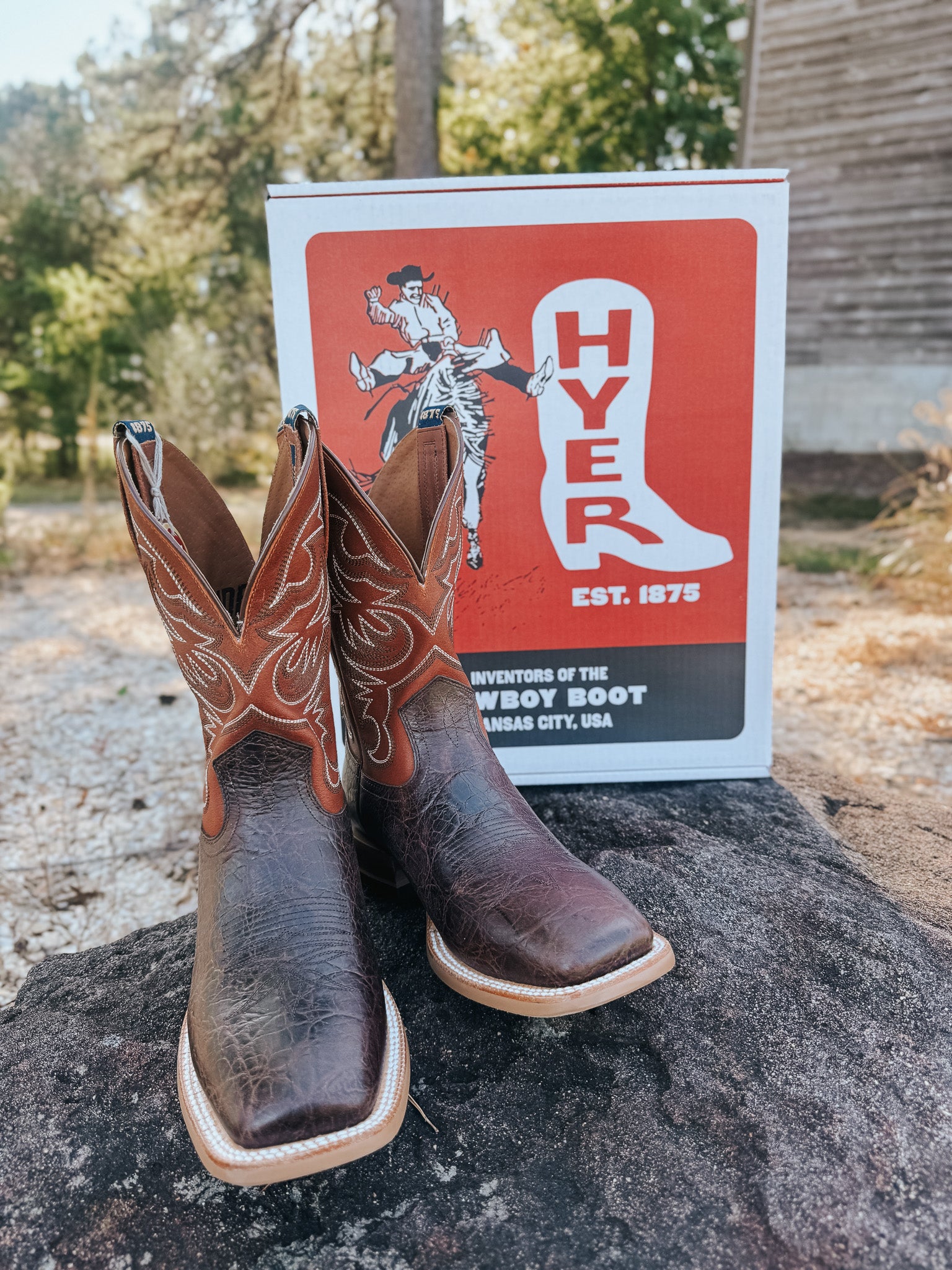 Men's Hyer 11" Bucklin Tan Boots