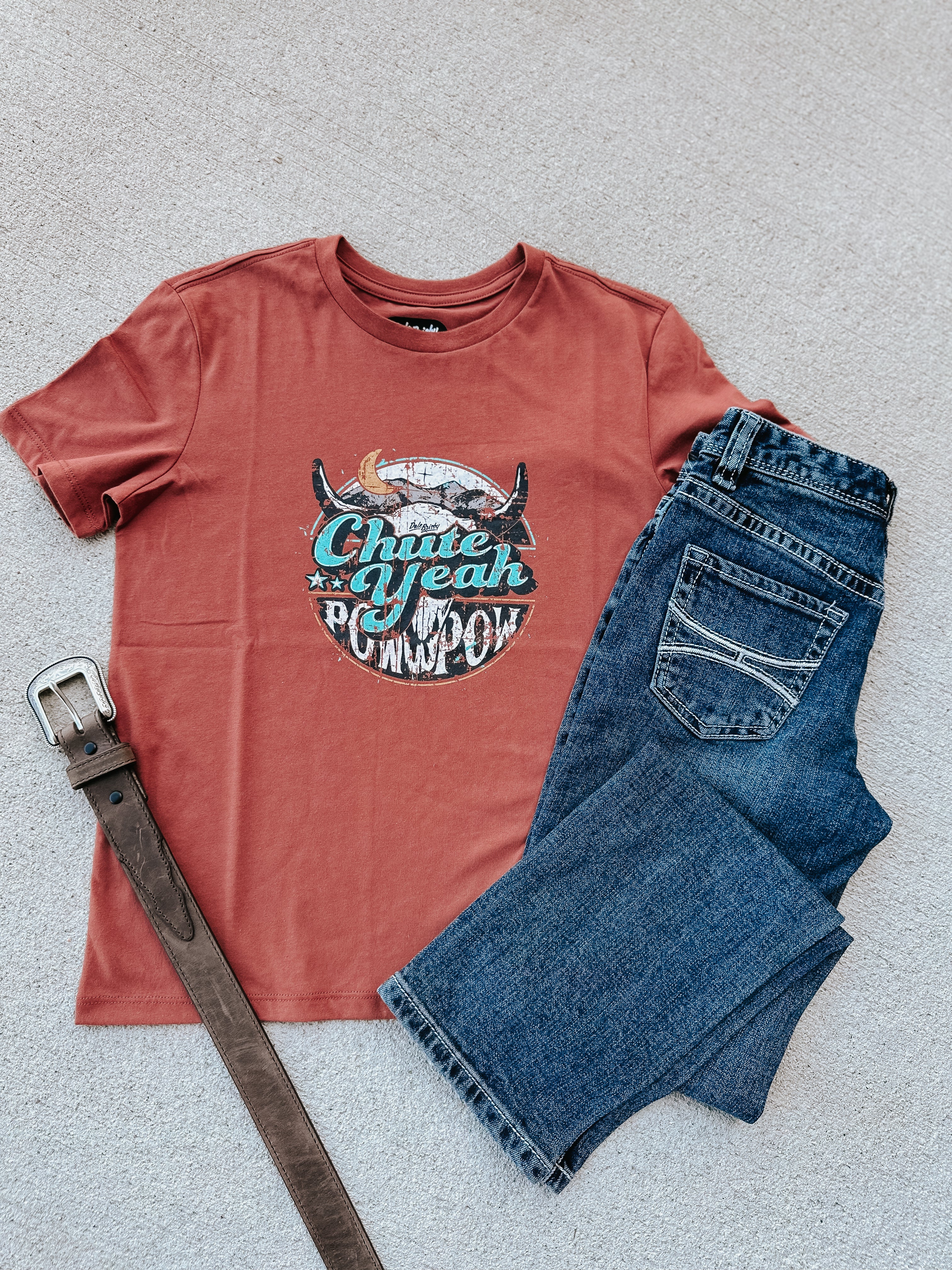 Vaqueros con corte de bota estilo revólver bordados con puntada de cuerda Rock N Roll para niño