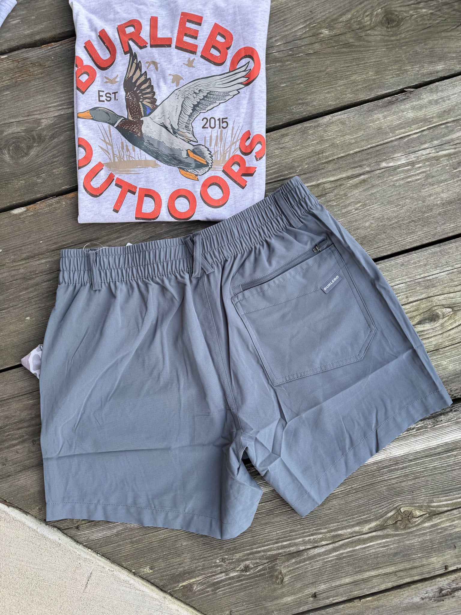Men's Burlebo 7" Everyday Short - River Rock Grey - Classic Deer Camo Pocket