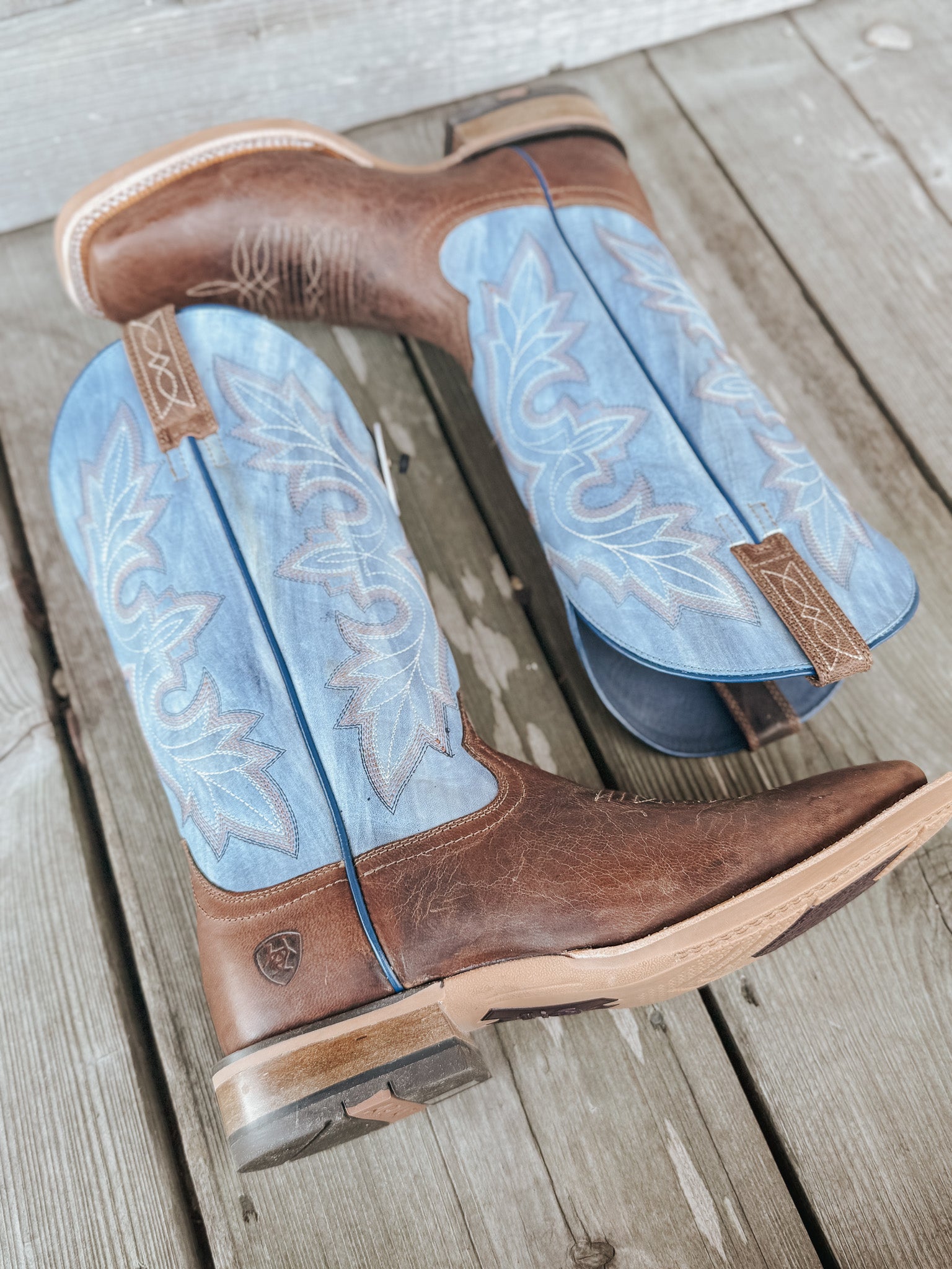Men's Ariat Standout Cowboy Boots