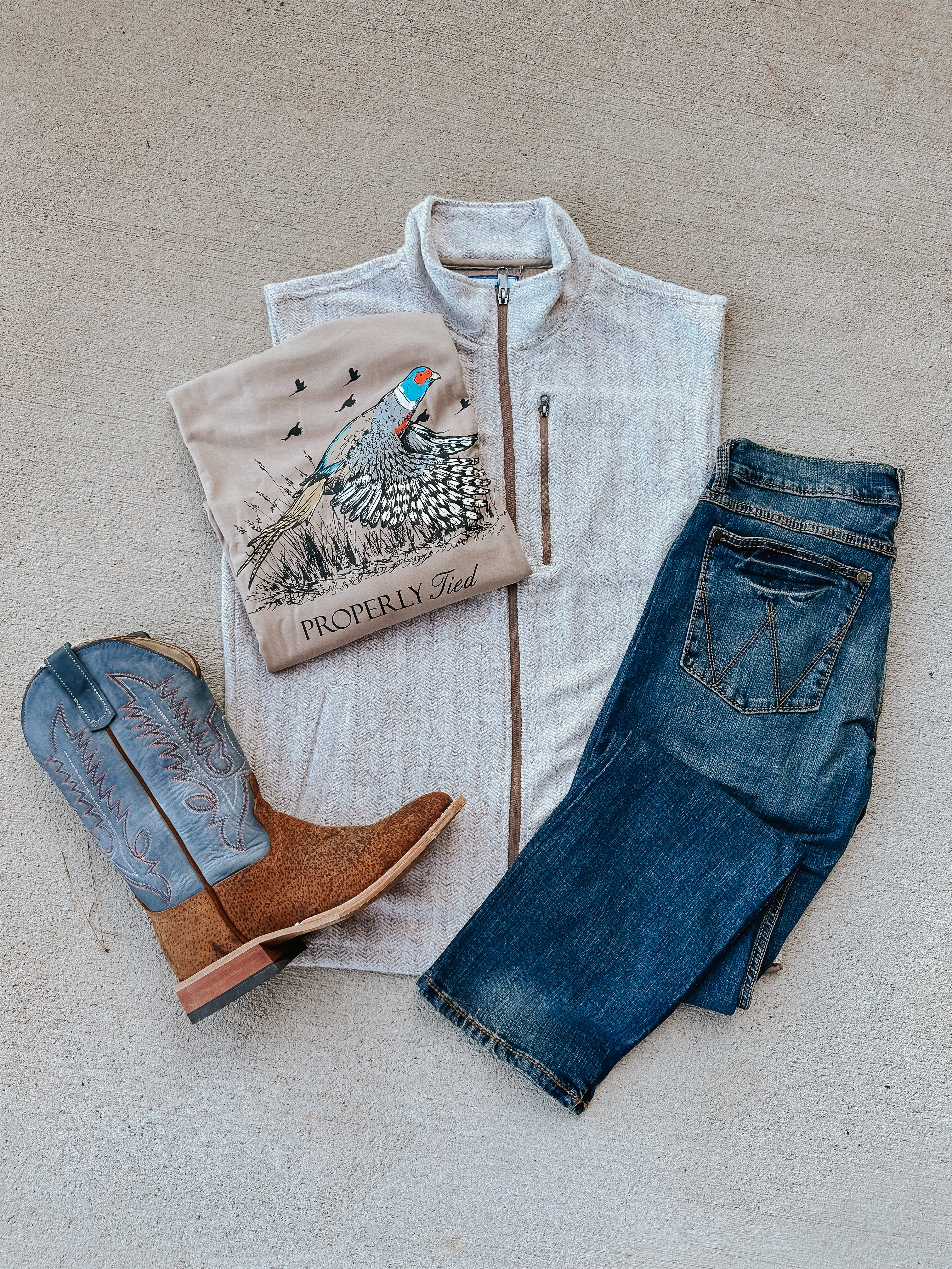 Men's Properly Tied Upland Vest in Cream