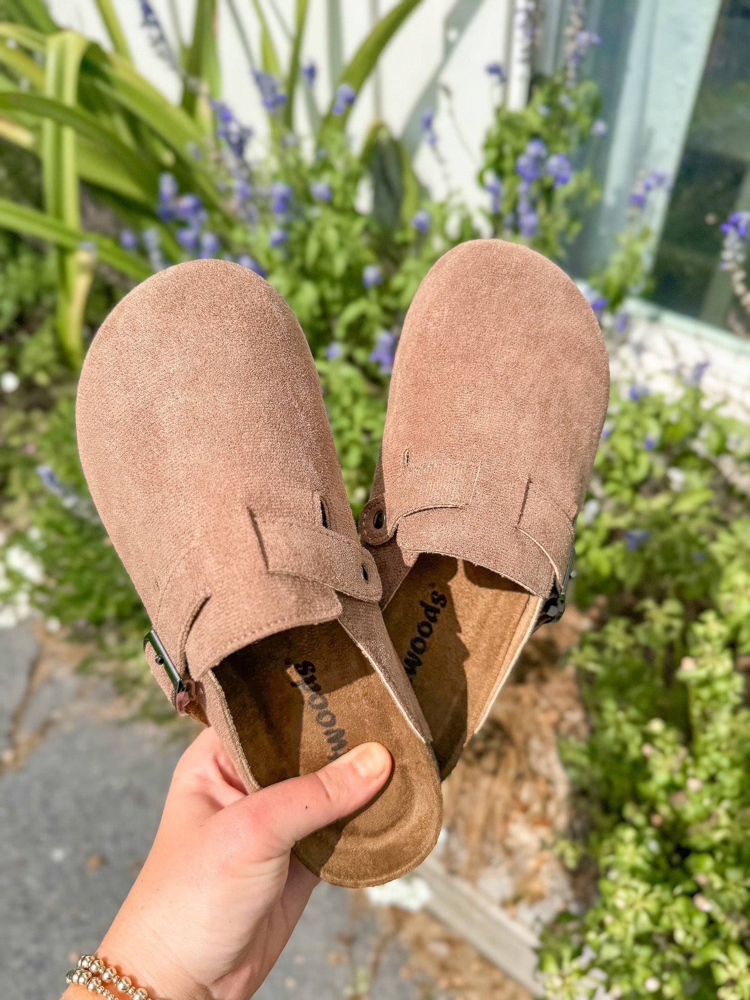 Zuecos suaves The Willow en color topo