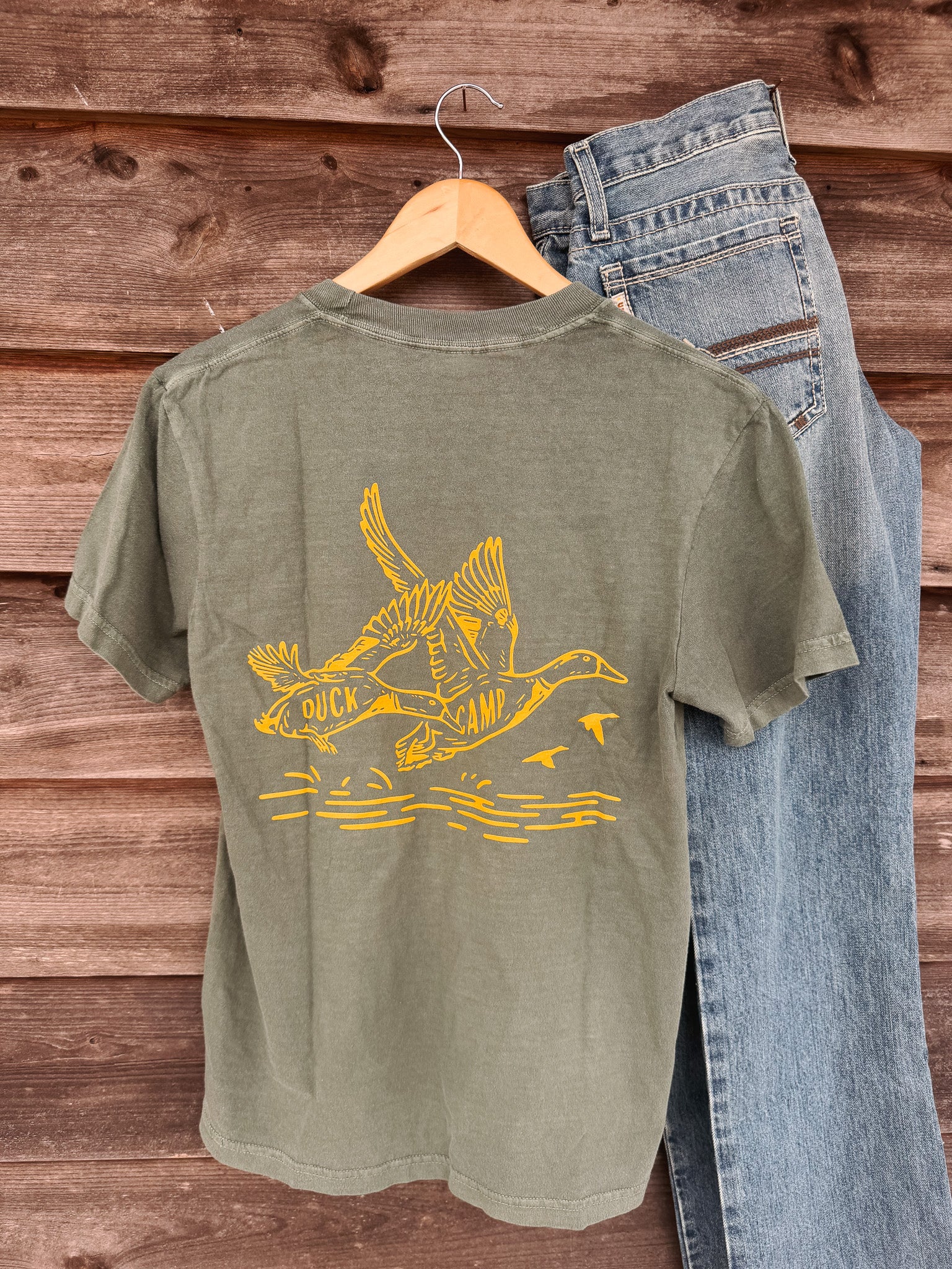 Men's Duck Camp Flight of the Mallards T-Shirt in Moss