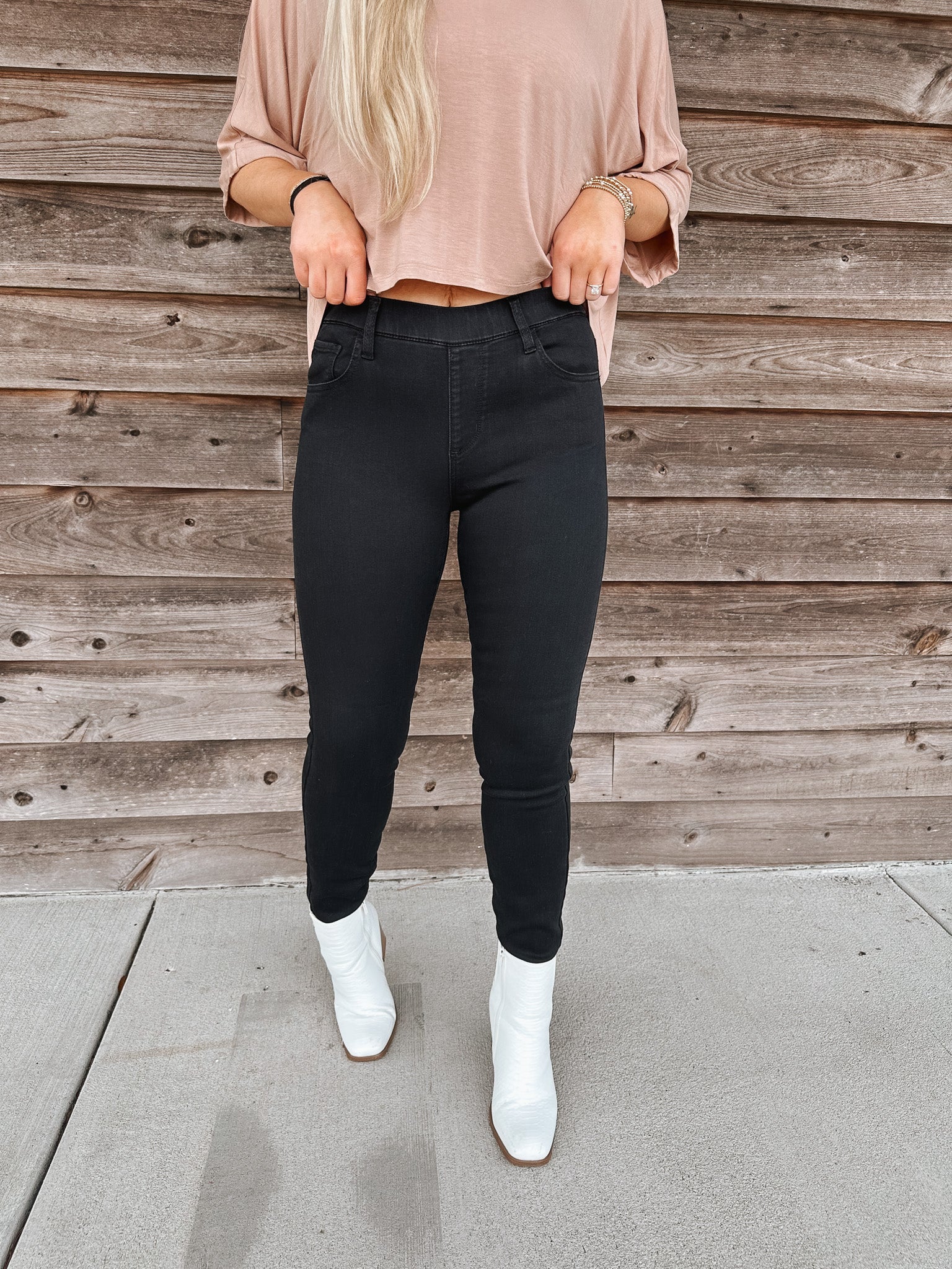 The Lauren Comfort Pull On Skinny Jeans In Black