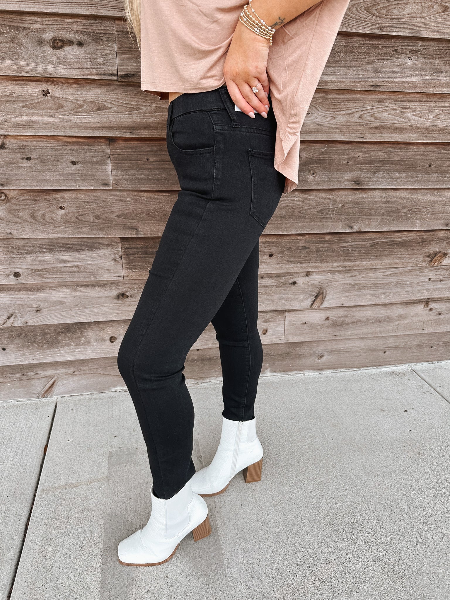 The Lauren Comfort Pull On Skinny Jeans In Black