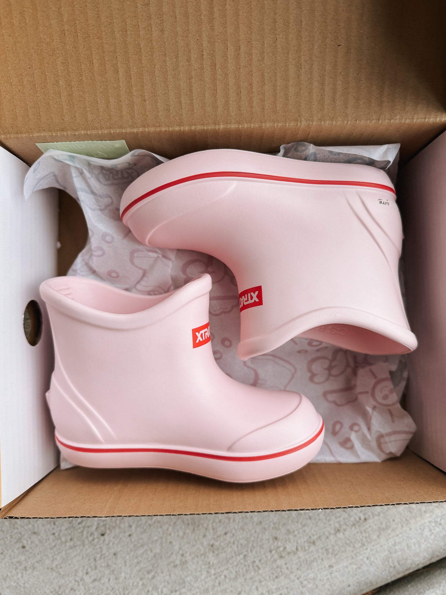 Big Kid's Tufs Pink Ankle Deck Boot