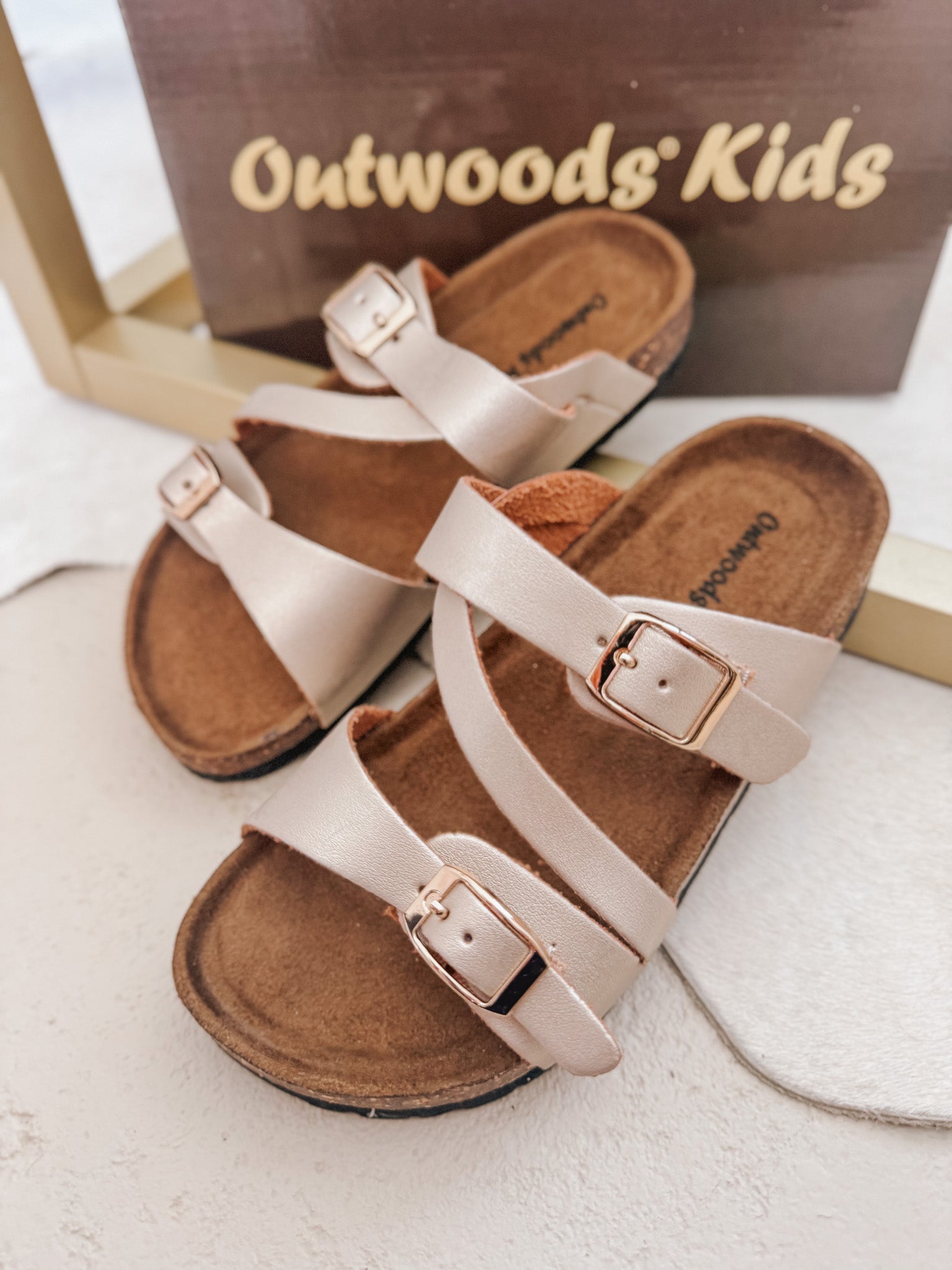 Kid's Summer Sandals in Gold