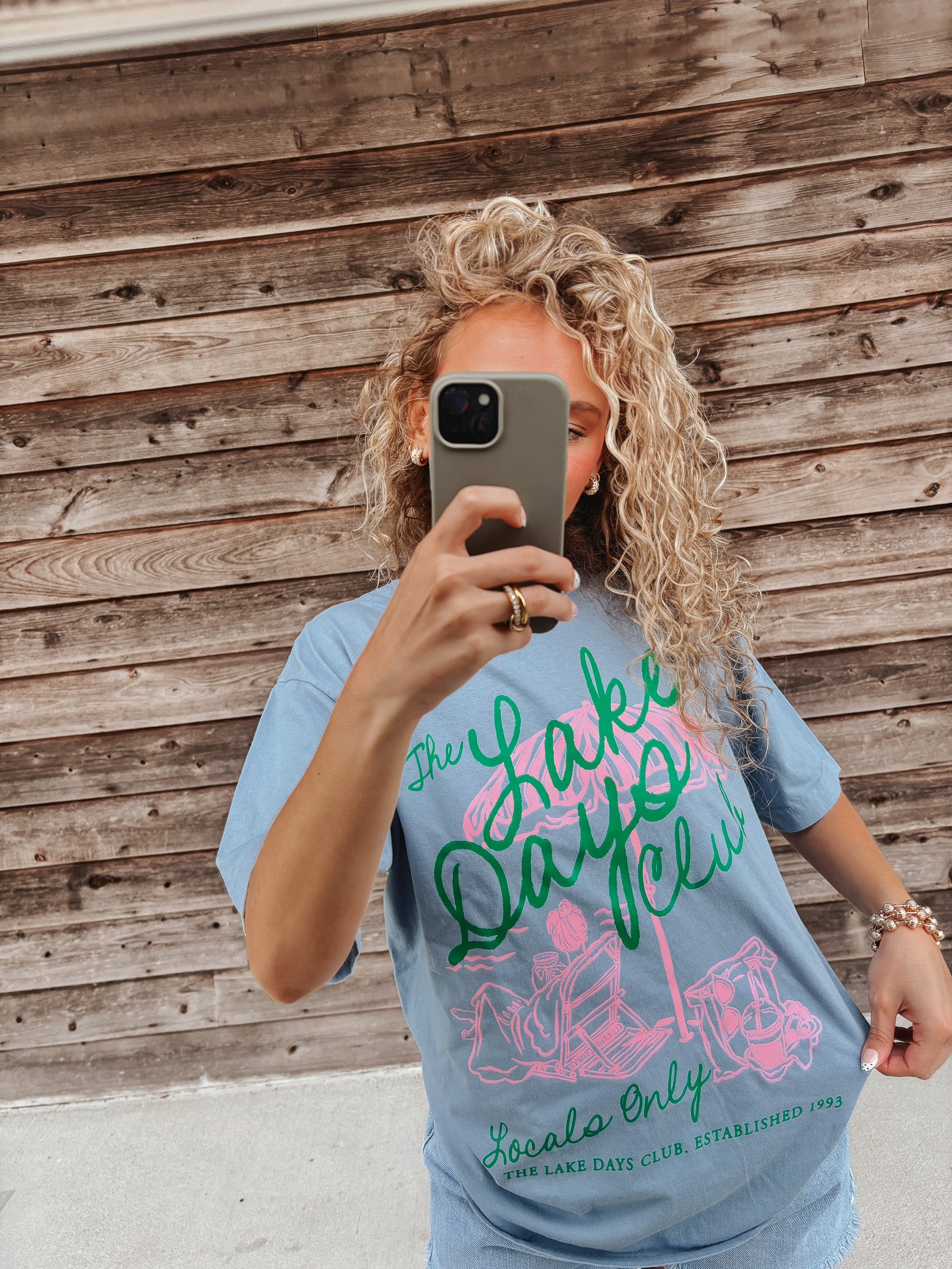 The Lake Days Club T-Shirt in Blue