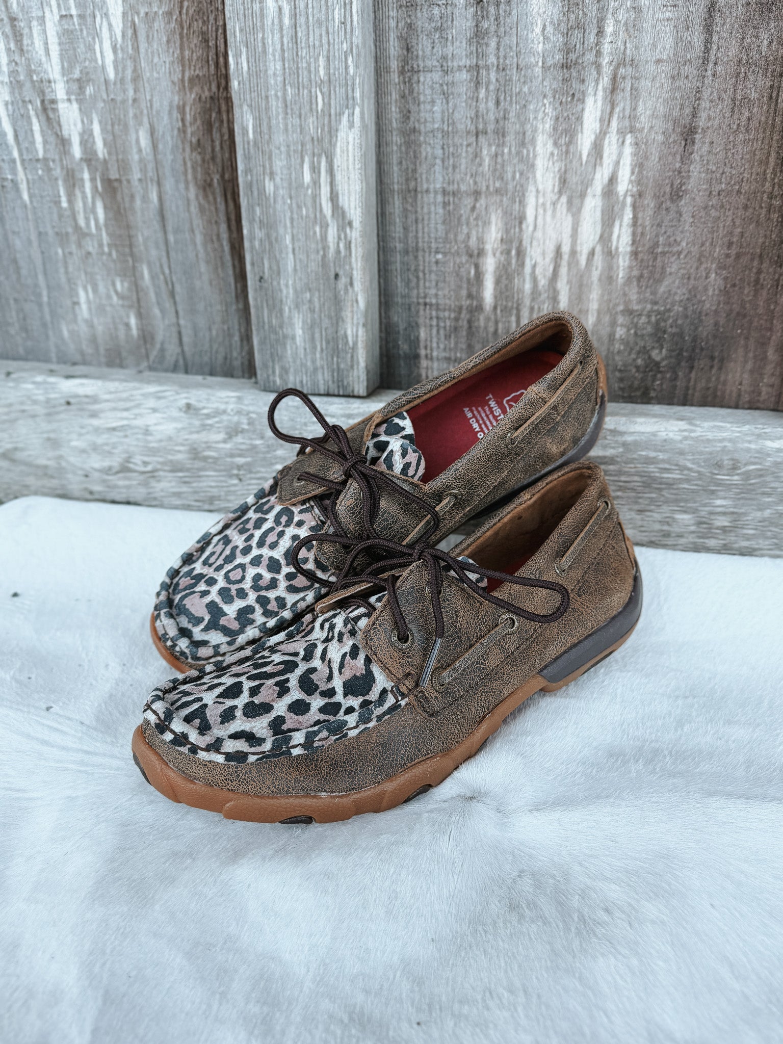 Women's Twisted X Cheetah Print Driving Moc