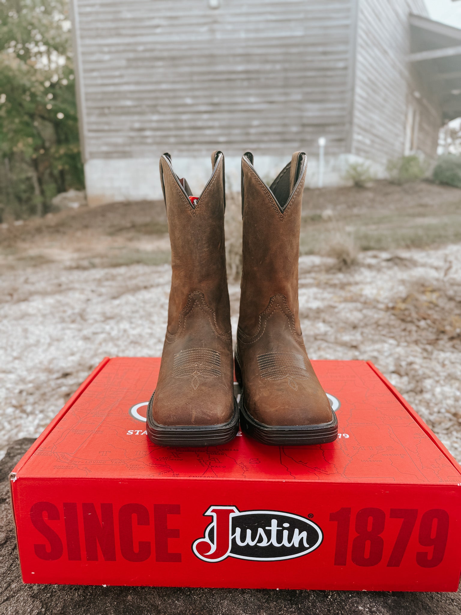 Justin Men's 11" Trencher Square Toe Waterproof Boots