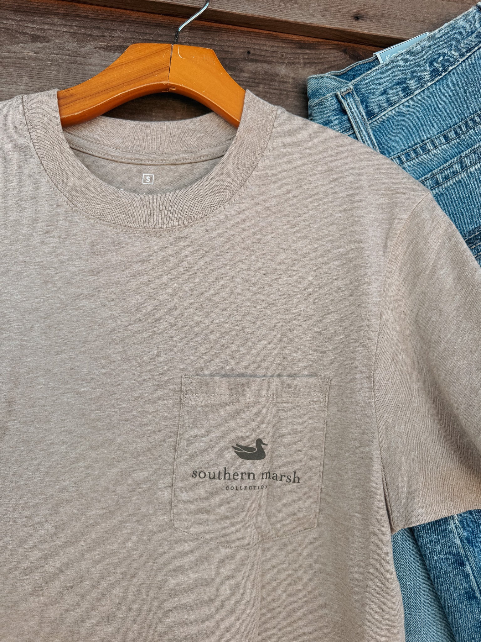 Southern Marsh Inflight Badge T-Shirt in Washed Burnt Taupe