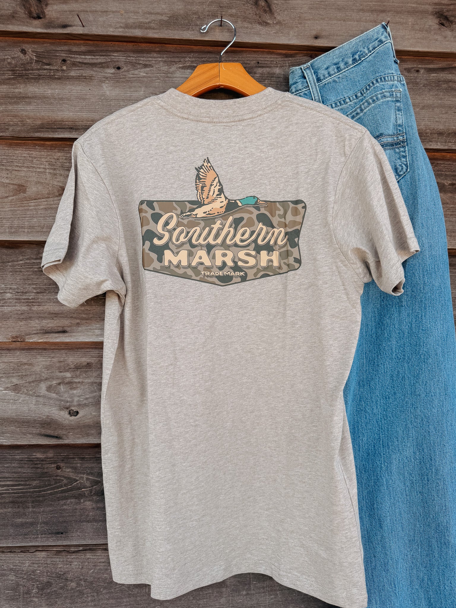 Southern Marsh Inflight Badge T-Shirt in Washed Burnt Taupe