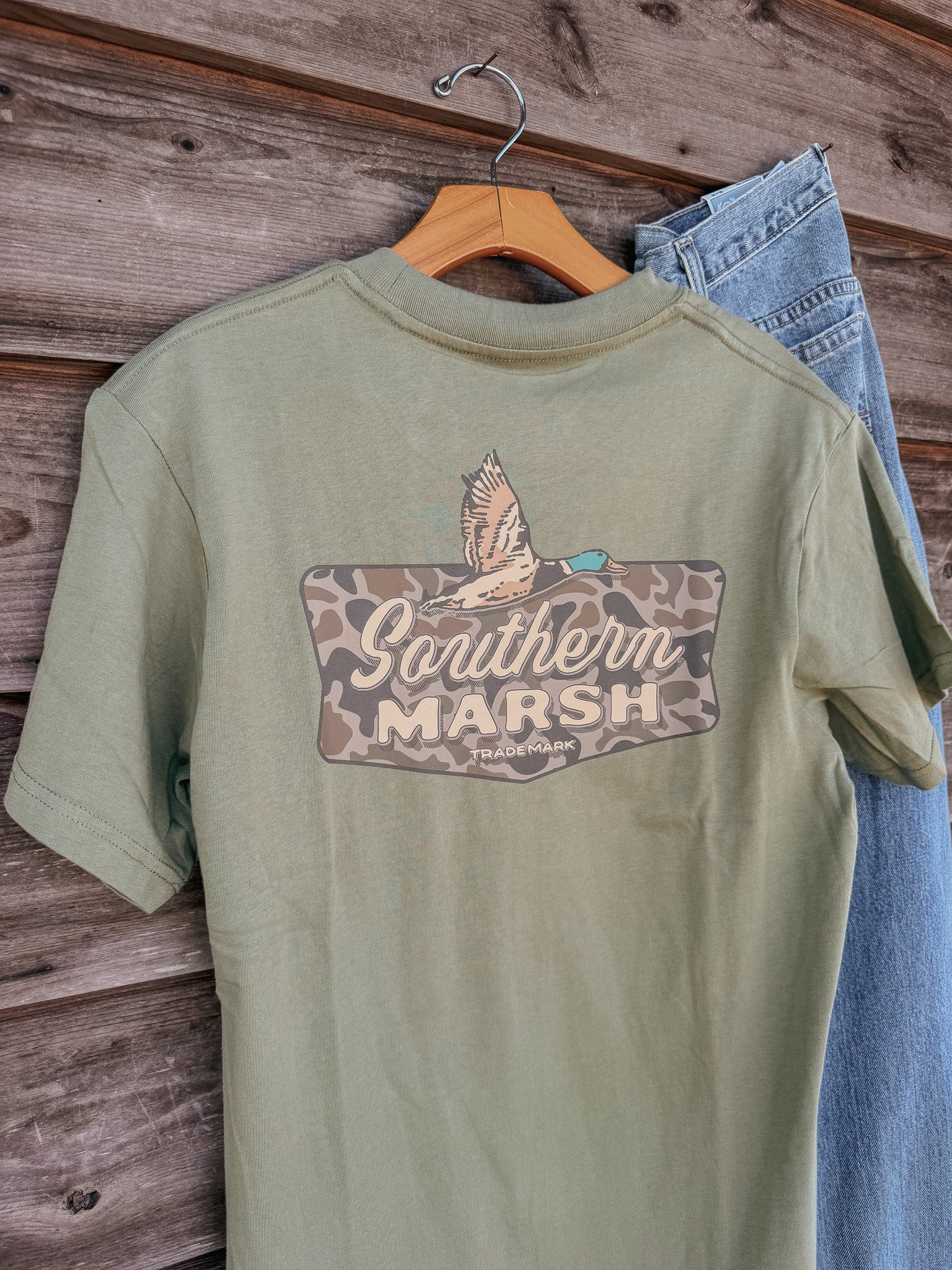 Southern Marsh Inflight Badge T-Shirt in Brigade Olive