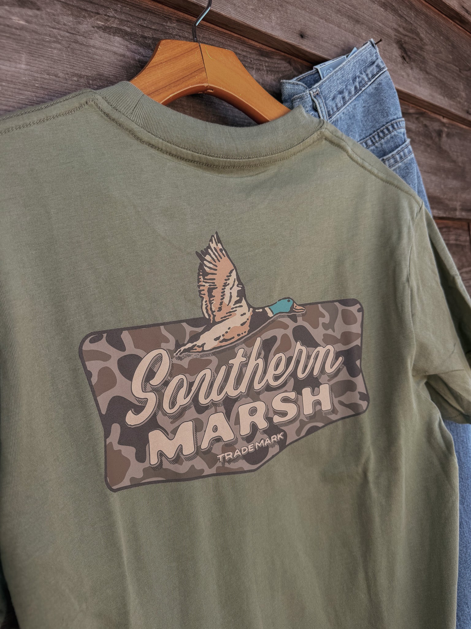 Southern Marsh Inflight Badge T-Shirt in Brigade Olive