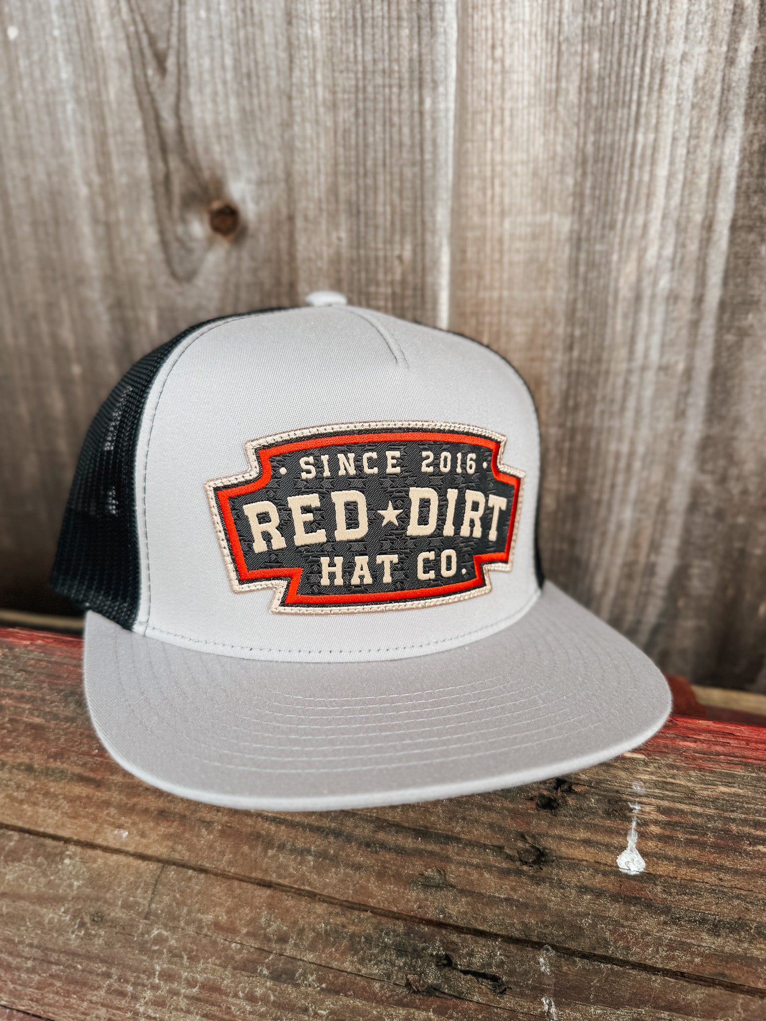 Men's Red Dirt Hat Co. Up in Lights Silver/Black 5P Cap