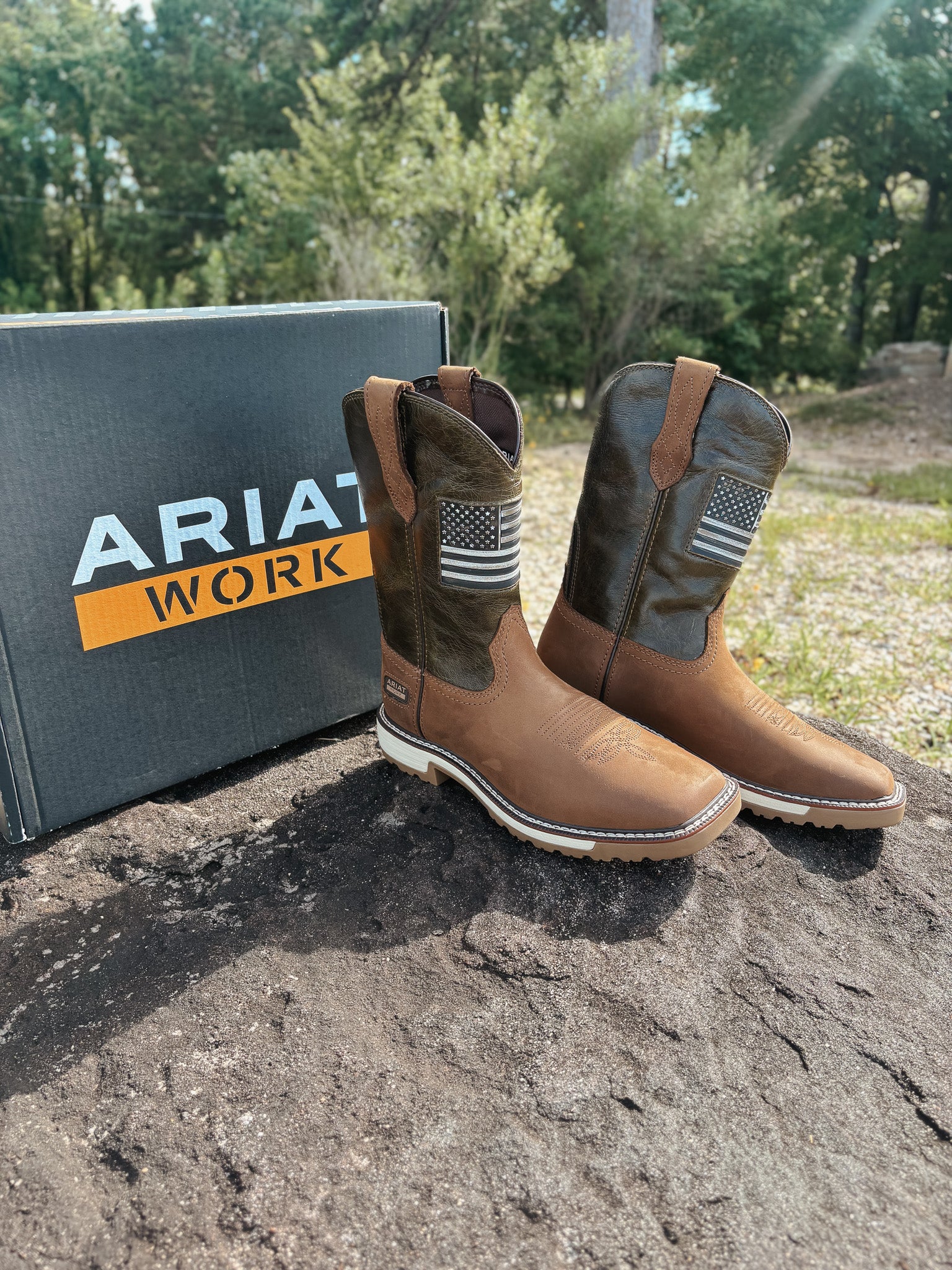 Ariat Men's Activator Patriot Wide Square Toe Work Boots