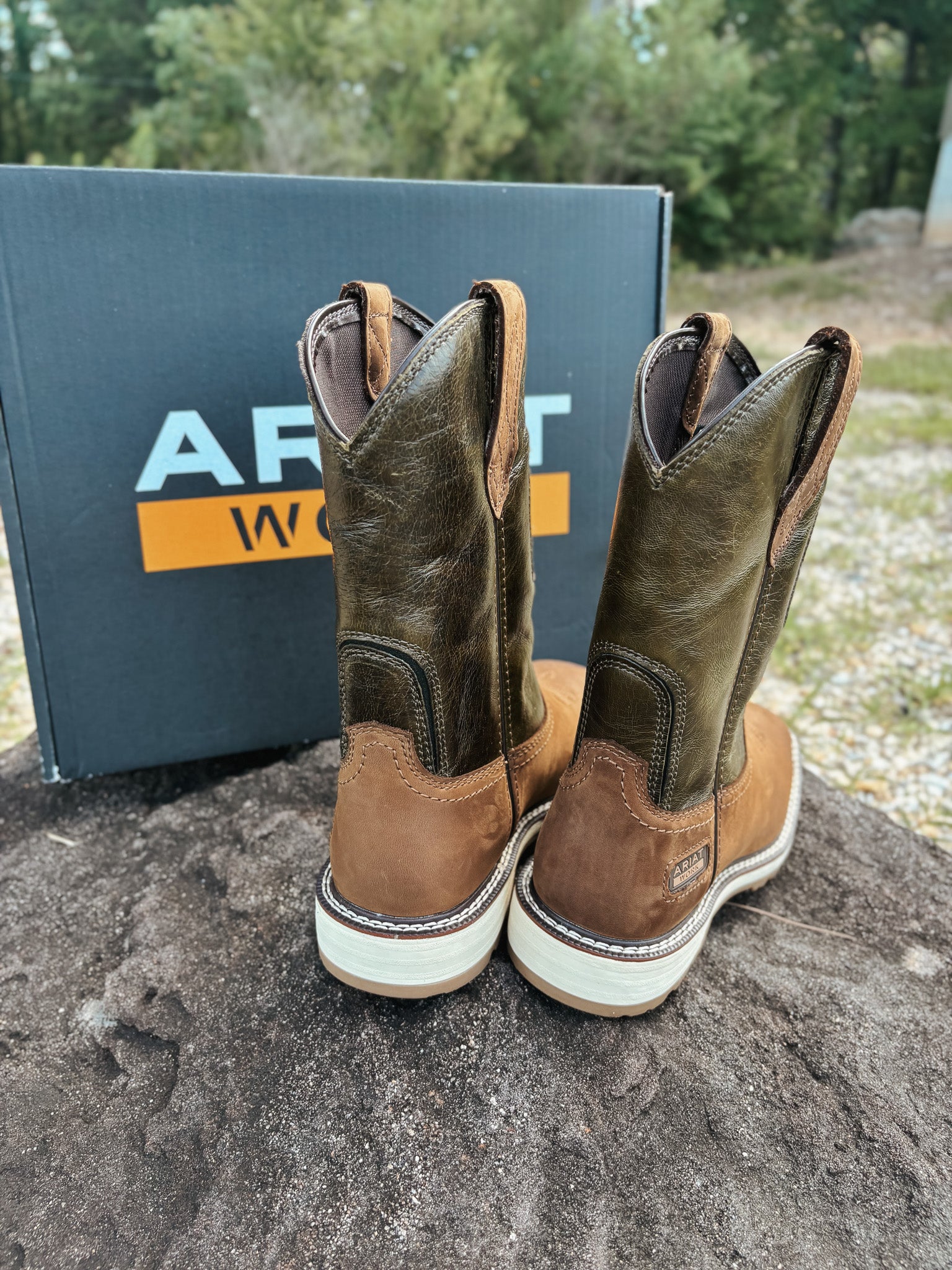 Ariat Men's Activator Patriot Wide Square Toe Work Boots