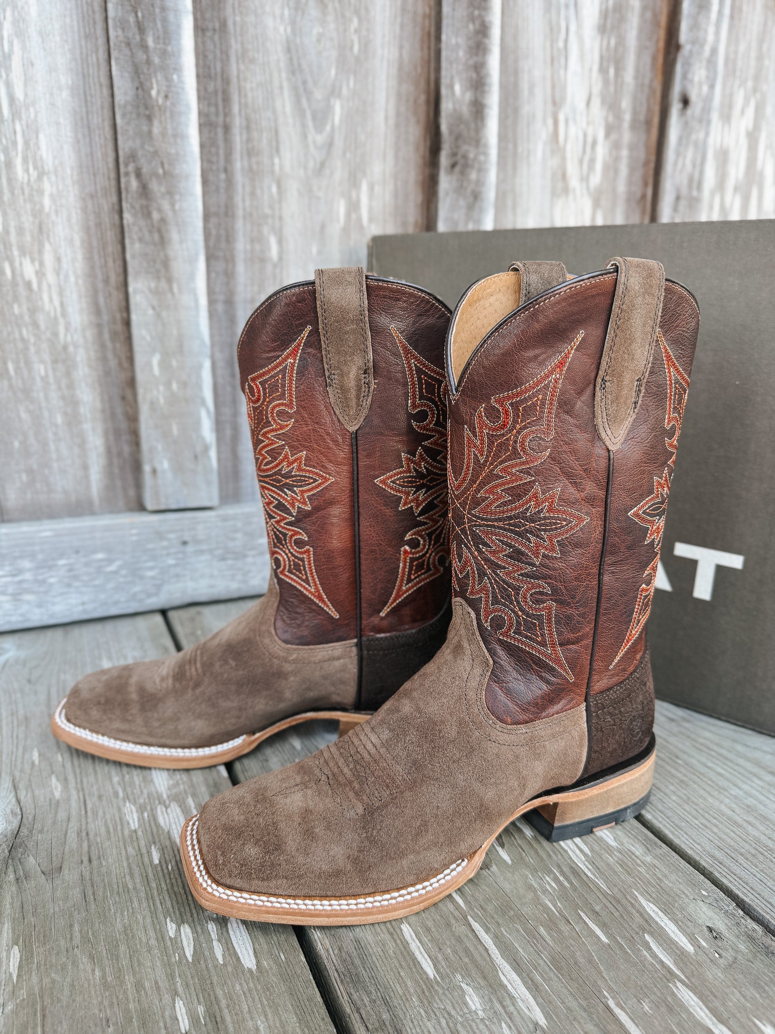 Men's Ariat Circuit Gritty Wide Square Toe Cowboy Boots