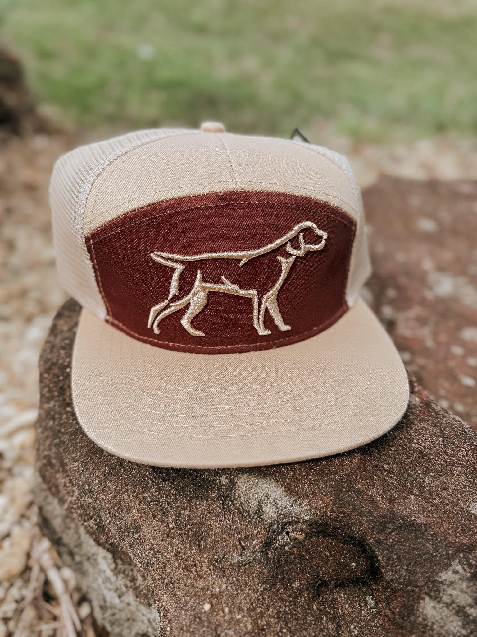 Fieldstone 7 Panel Dog Cap