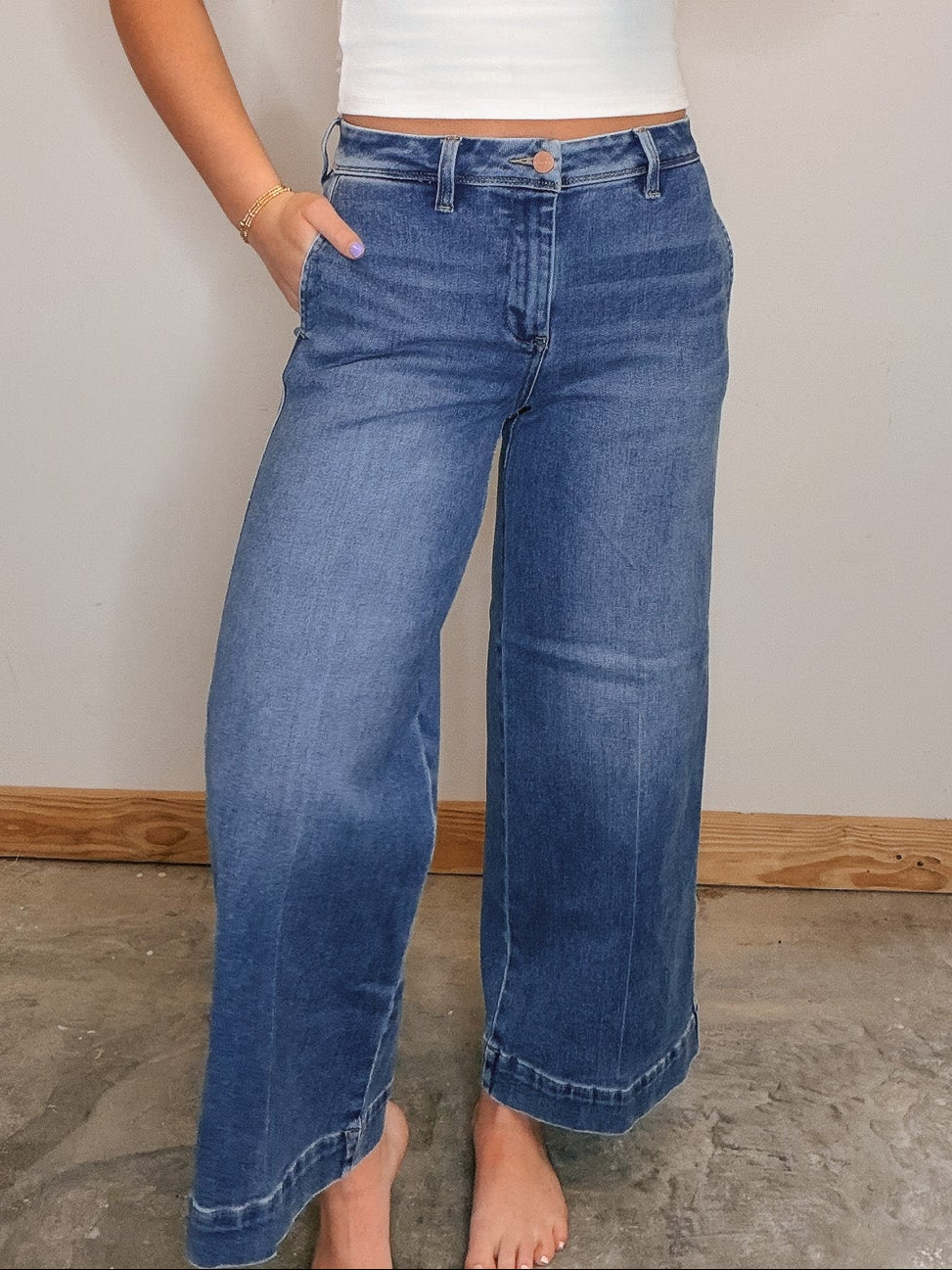 The Stevie Mid Rise Cropped Jeans