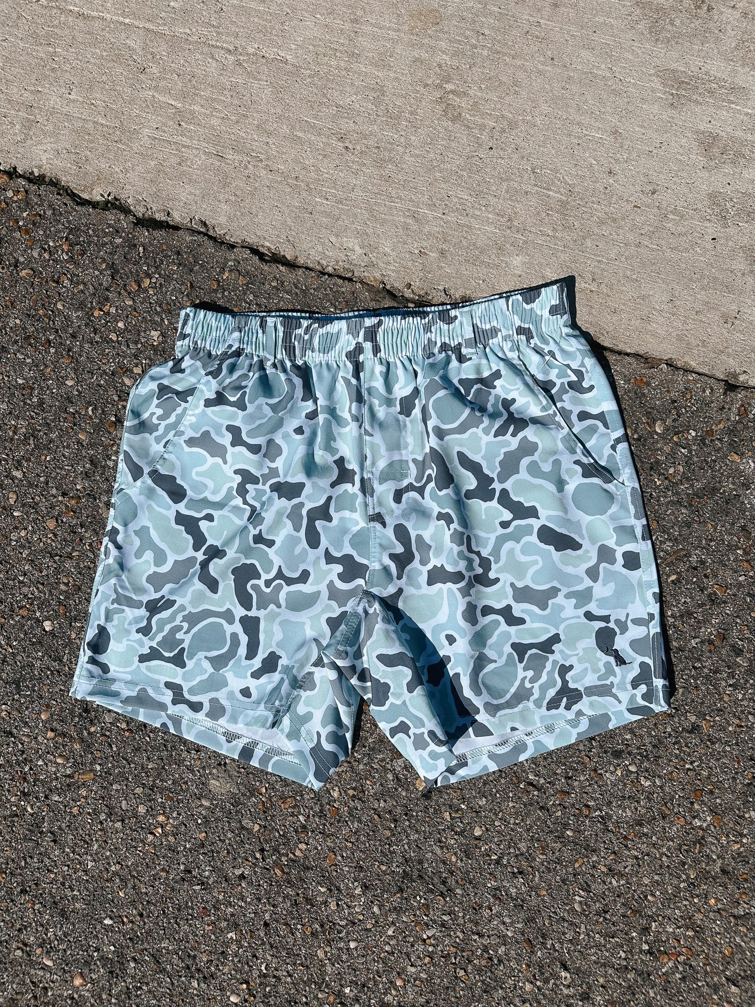 Men's Local Boy Outfitters Volley Shorts in Localflage Lagoon