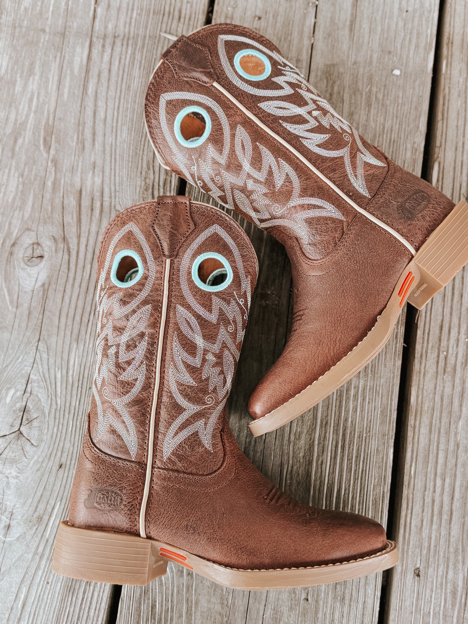 Justin Women's Liberty Boot - Spicy Brown Water Buffalo