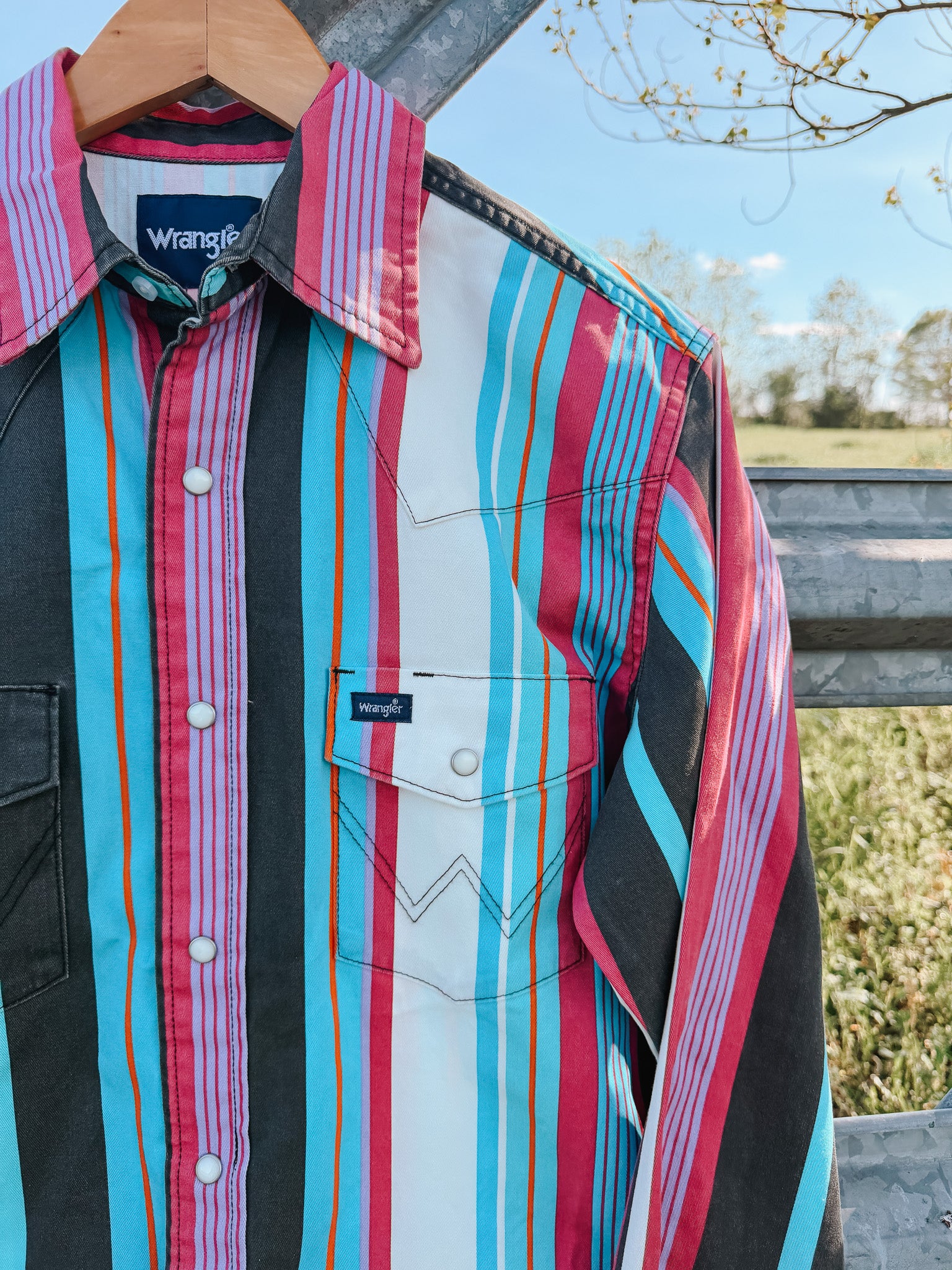 Wrangler Men's Vintage-Inspired Brushpopper Pearl Snap in Multi