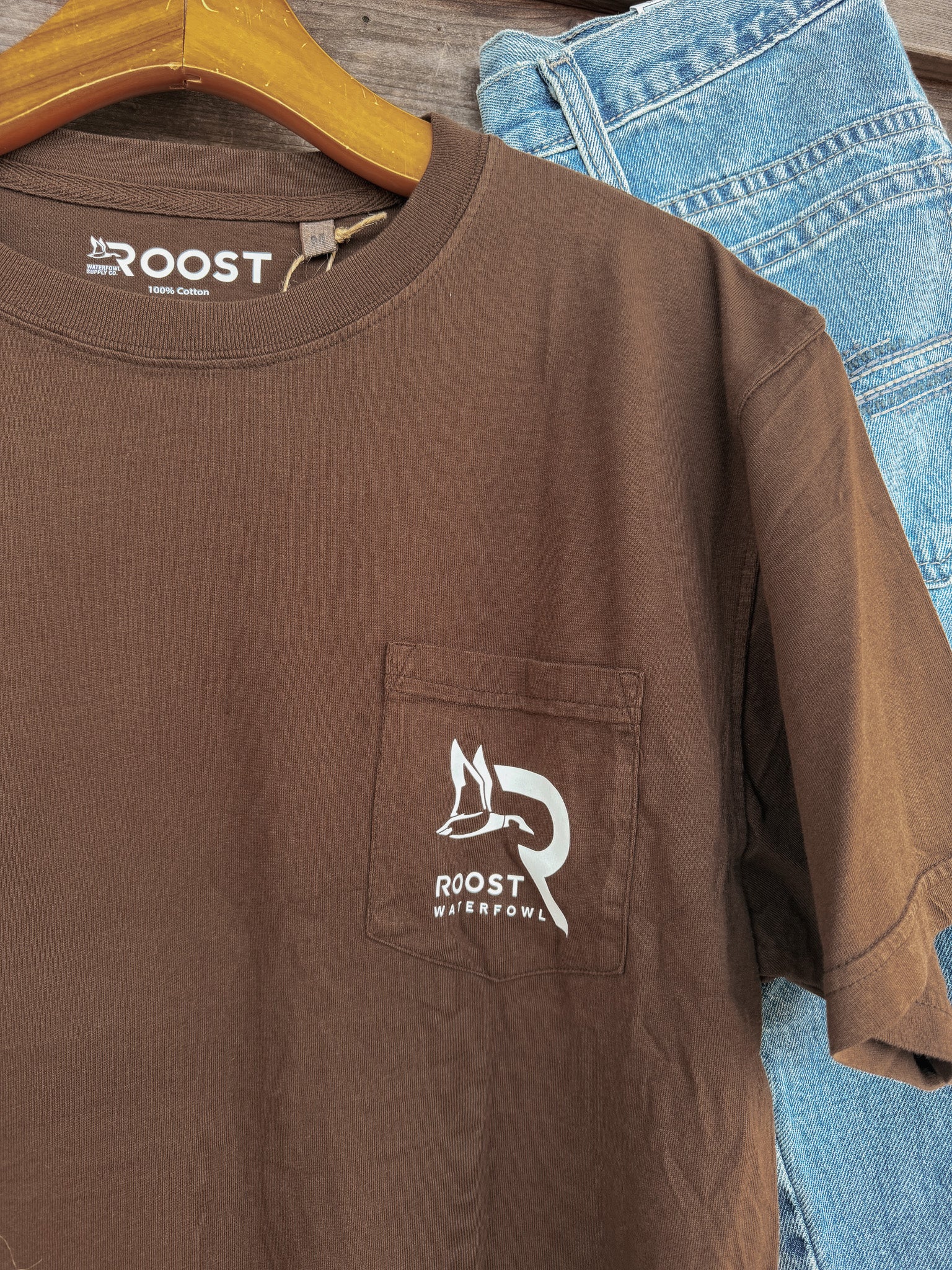 Roost Brown Lab Stamp T-Shirt